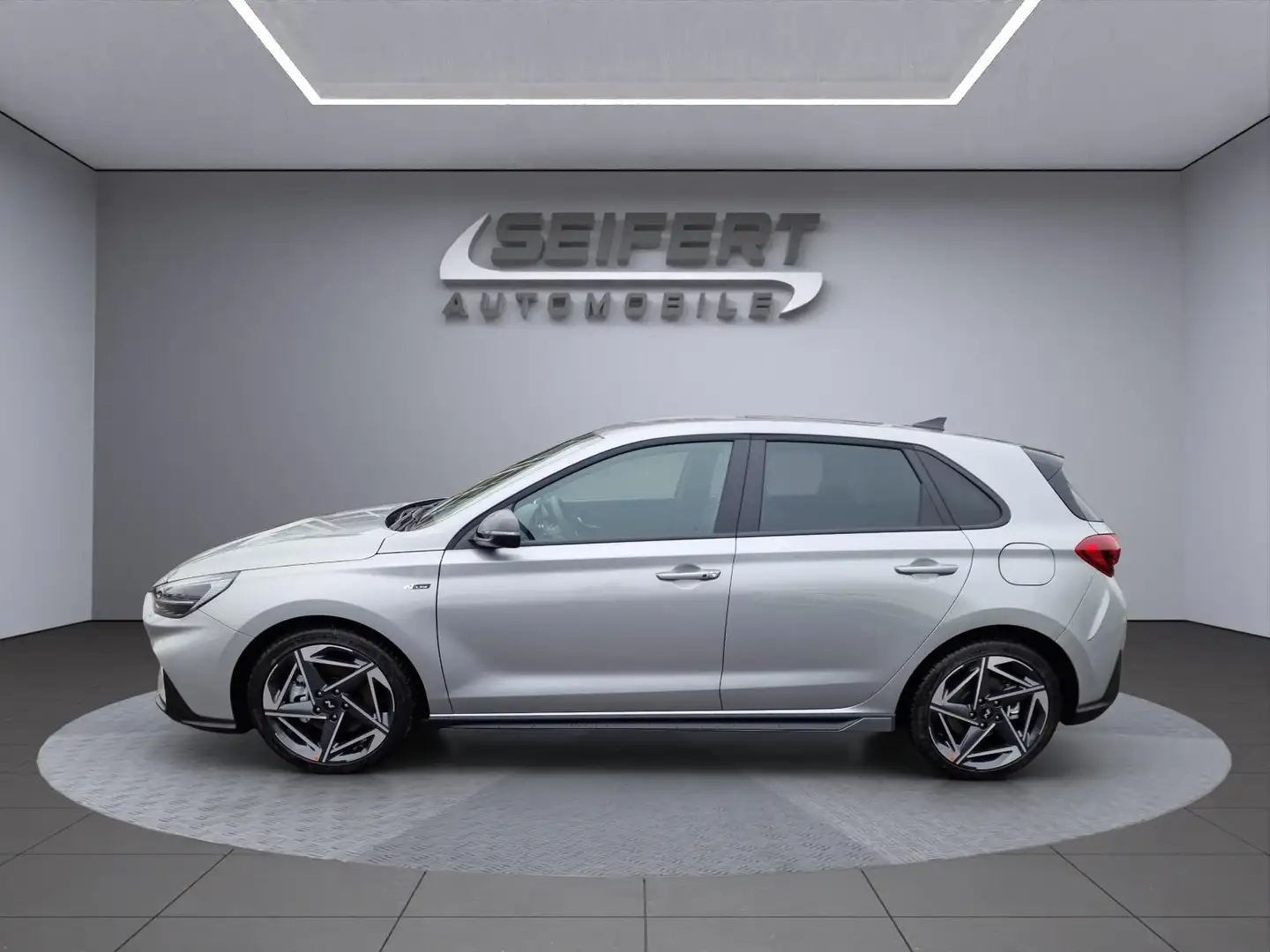Hyundai i30 FL (MY25) I N-LINE I DCT I SITZPAKET I NAVI I RFK Srebrny - 2