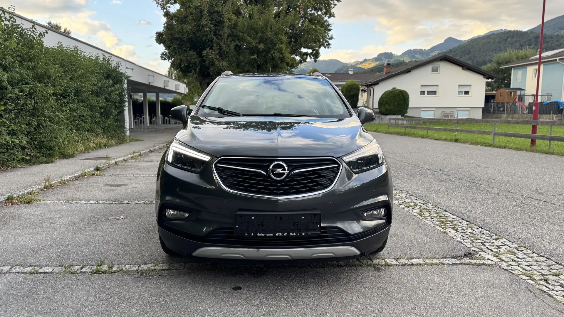 Opel Mokka X 1,4 Turbo Innovation Aut. Grau - 2