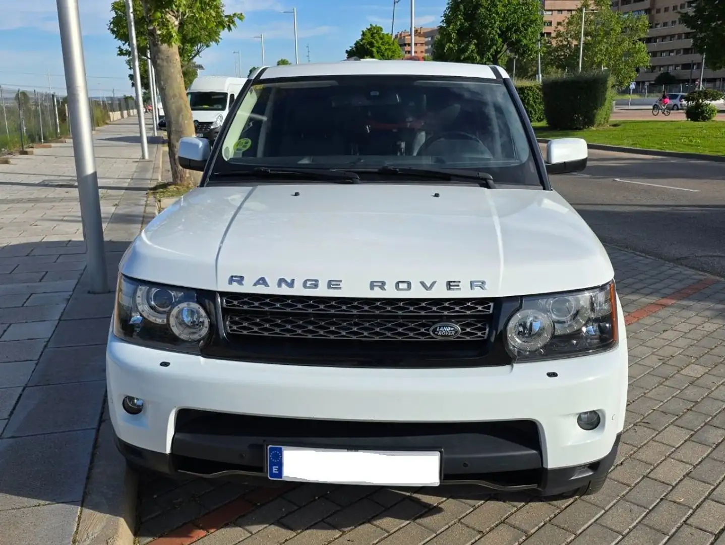 Land Rover Range Rover Sport Range Rover Sport 3.0SDV6 SE Aut. SE Blanco - 2