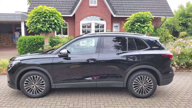 Imagine Volkswagen Tiguan Tiguan 1.5 eTSI DSG Goal AHK PANO EKLAPPE 5JGARANT