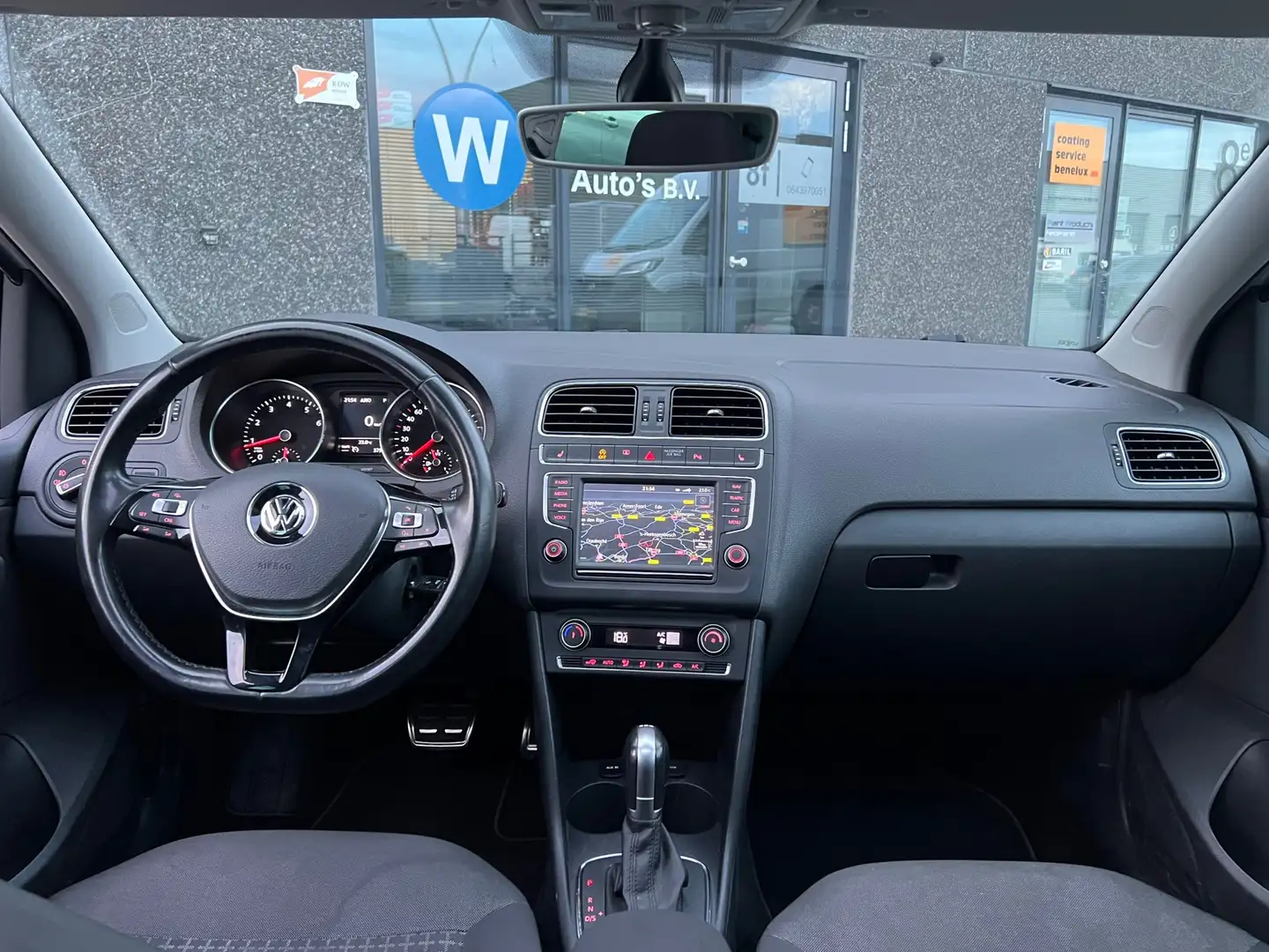 Volkswagen Polo 1.2 TSI Highline DSG/Pano/Achteruitrijcamera Gris - 2