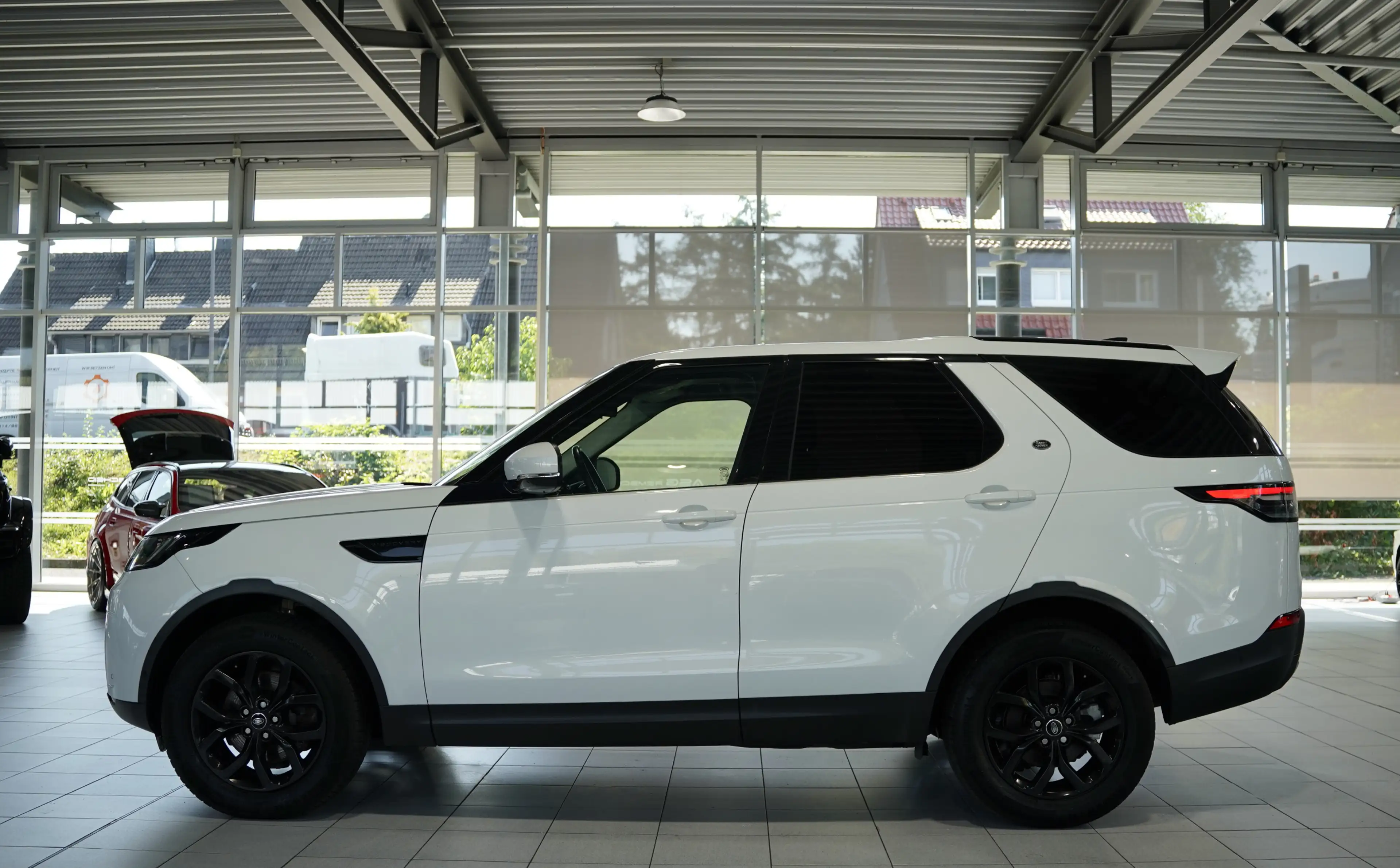 Land Rover Discovery S SD4 *Standheizung *Kamera *AHK * — photo 10