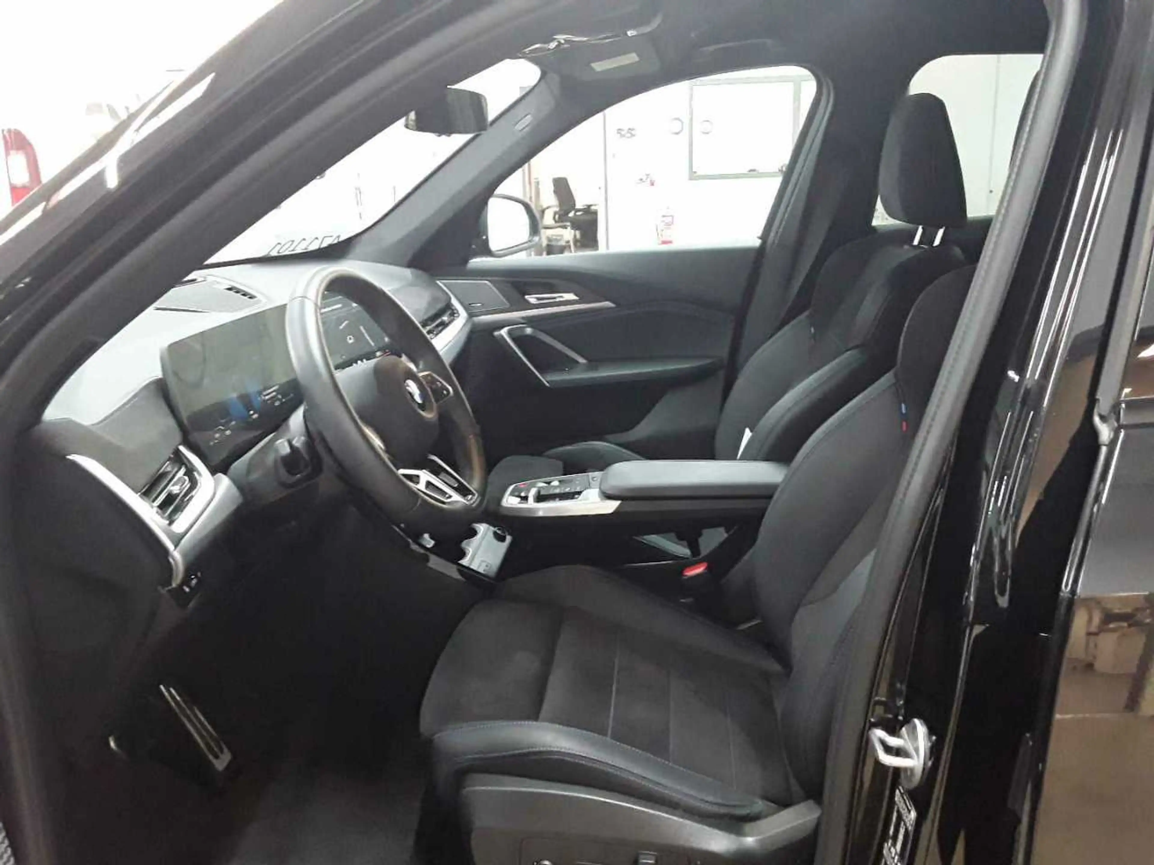 BMW X1 X1 sDrive20d Aut. M Sportpaket AHK H/K Memory — photo 7