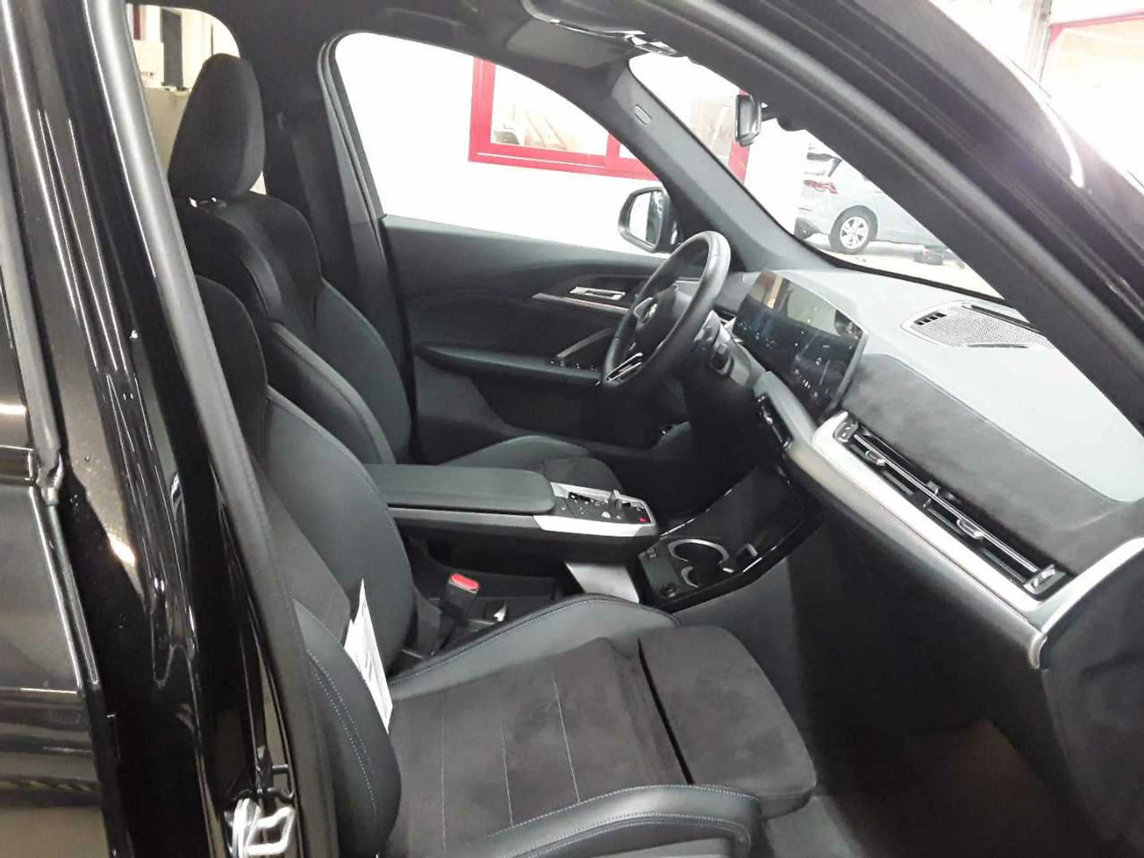 BMW X1 X1 sDrive20d Aut. M Sportpaket AHK H/K Memory — photo 8