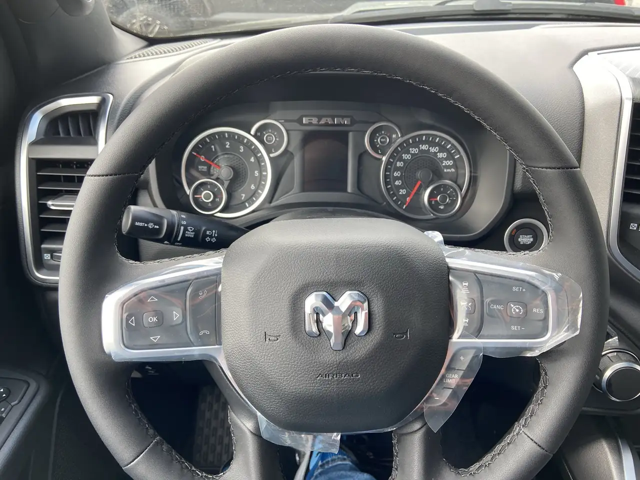 RAM 1500 photo RAM 1500