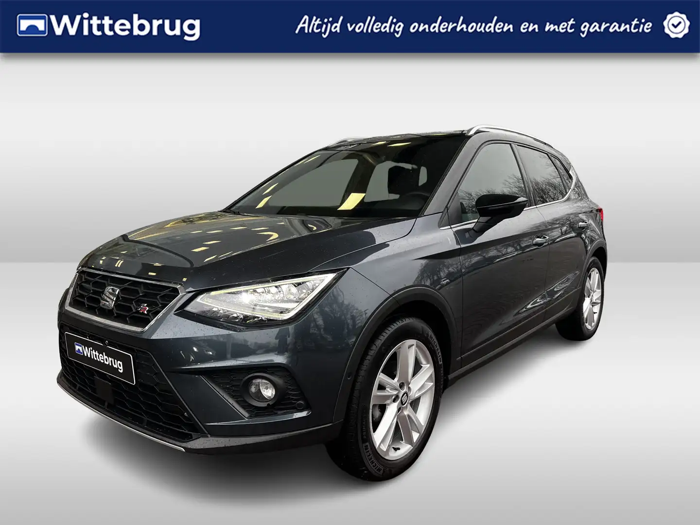 SEAT Arona 1.0 TSI 110pk DSG FR / Virtual Cockpit / LED / Nav Grijs - 1
