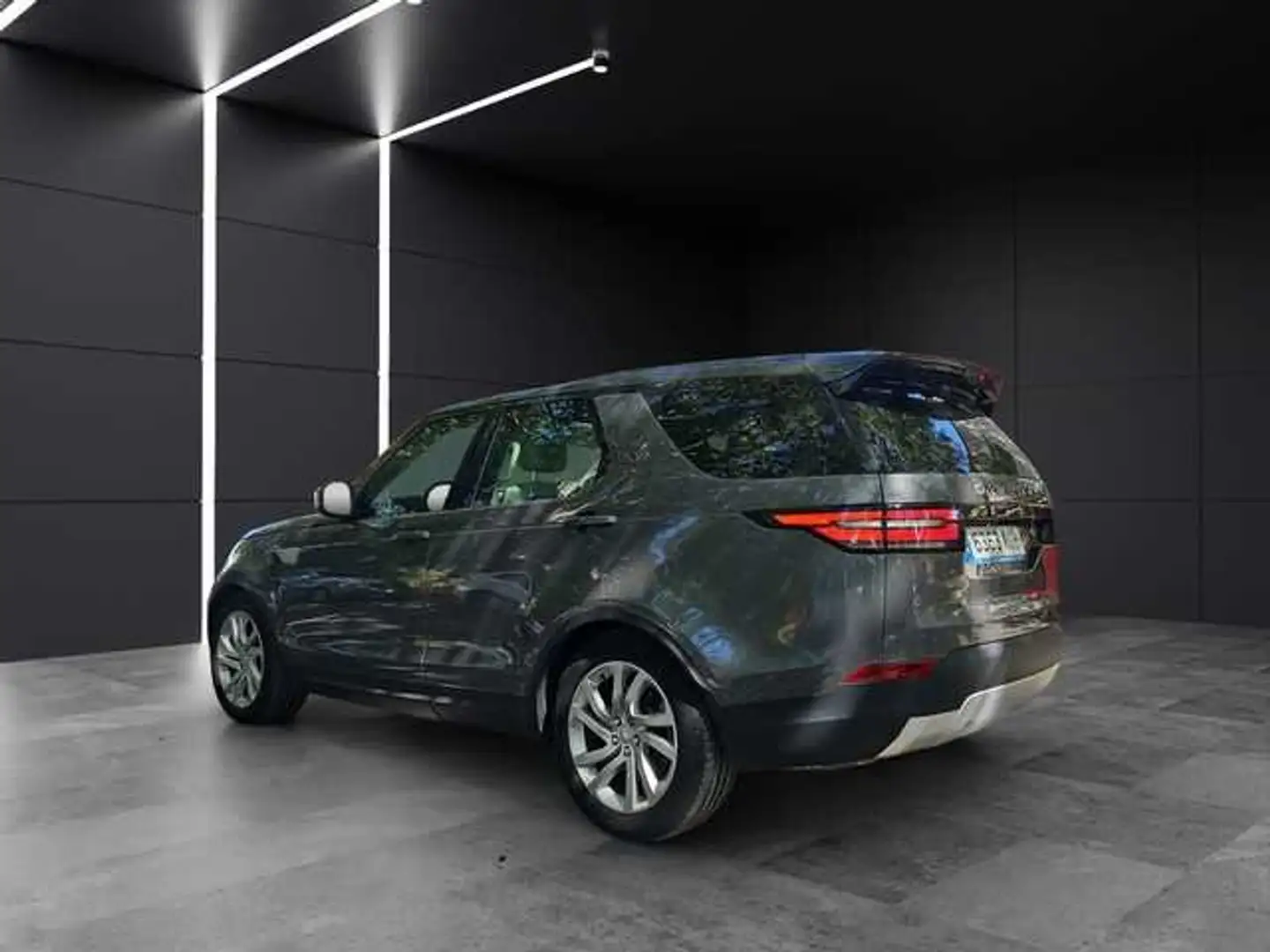 Land Rover Discovery 3.0TD6 HSE Aut. Gris - 2