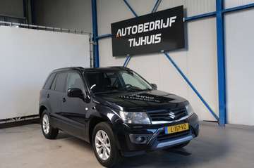 2.4 Exclusive RWD Automaat - Airco, PDC.