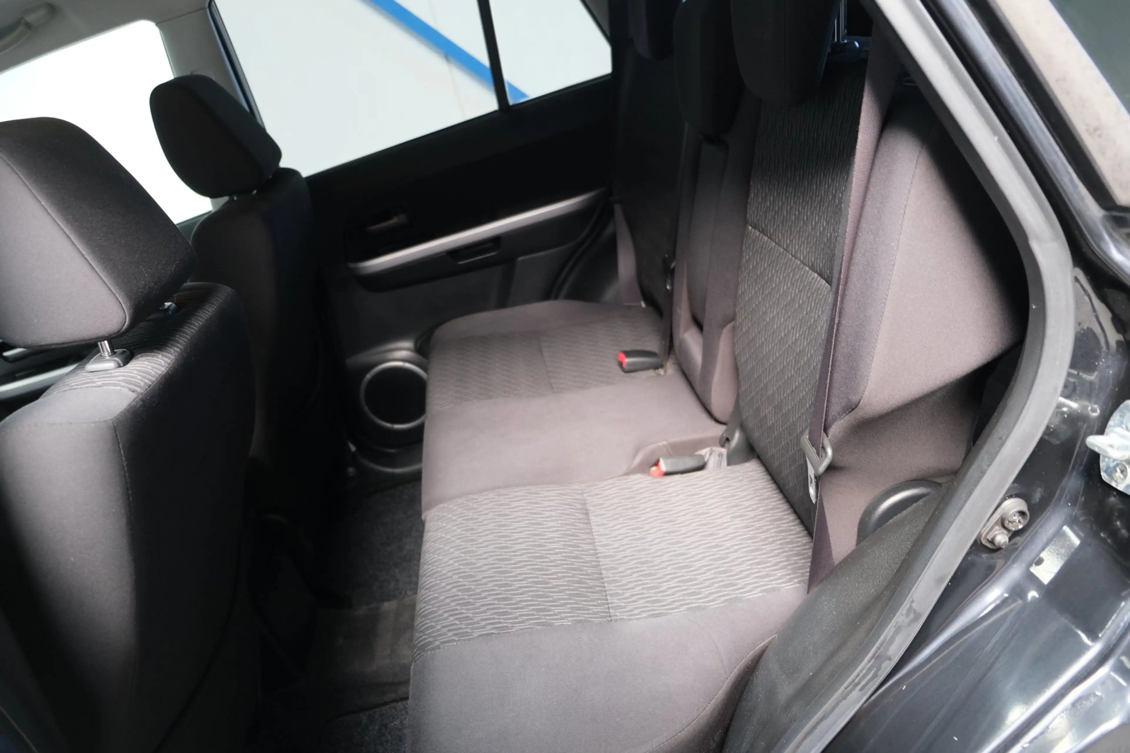 Suzuki Grand Vitara 2.4 Exclusive Automaat - Airco, PDC. — photo 10