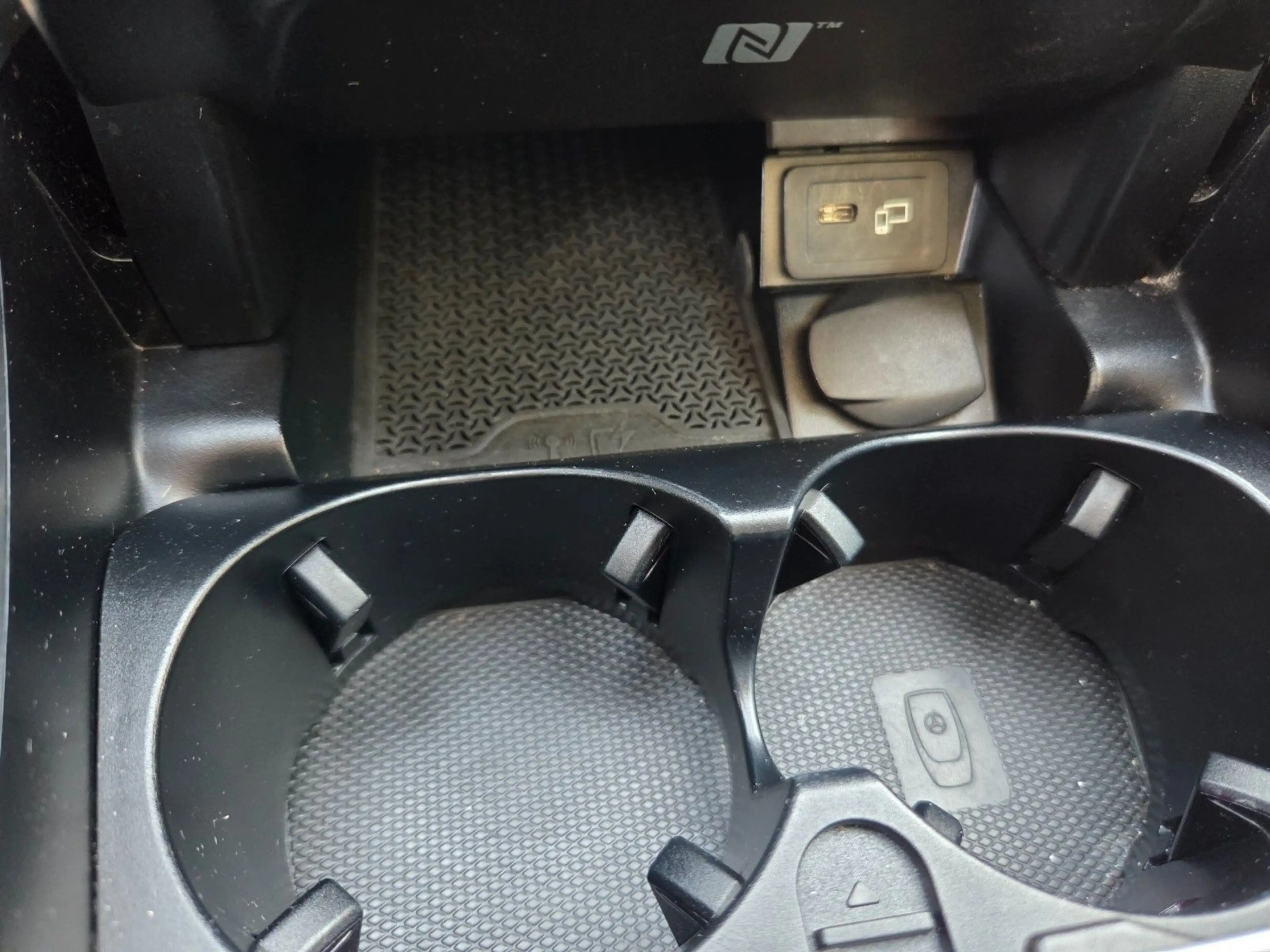 Mercedes-Benz E 300 e T Massage*Pano*360°Kamera*HUD*Keyless — photo 26