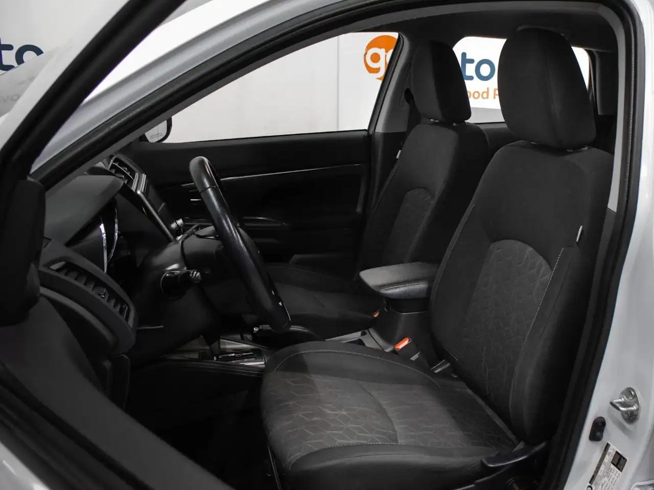 Mitsubishi RVR снимка Mitsubishi RVR