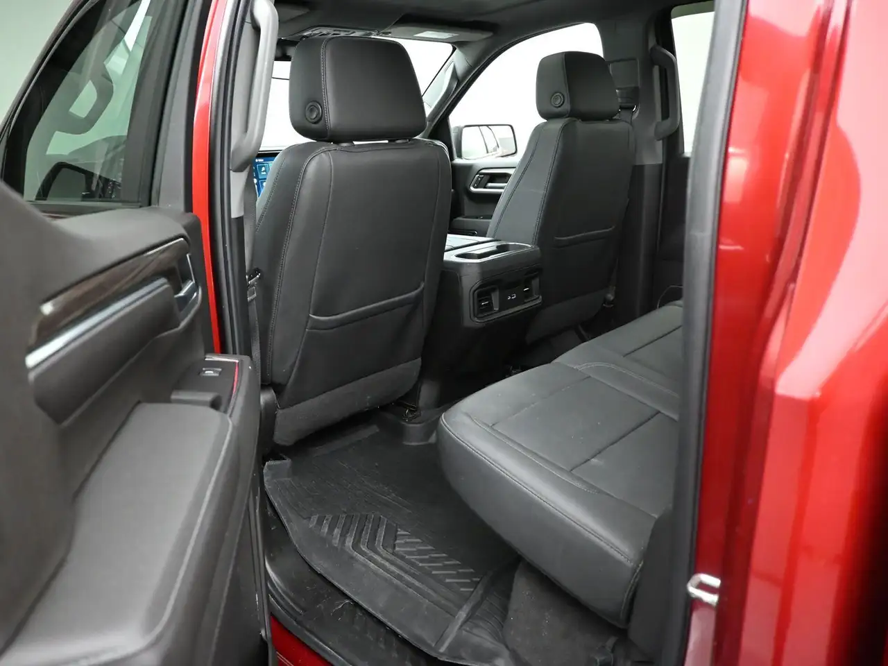 Chevrolet Silverado 1500 снимка Chevrolet Silverado 1500