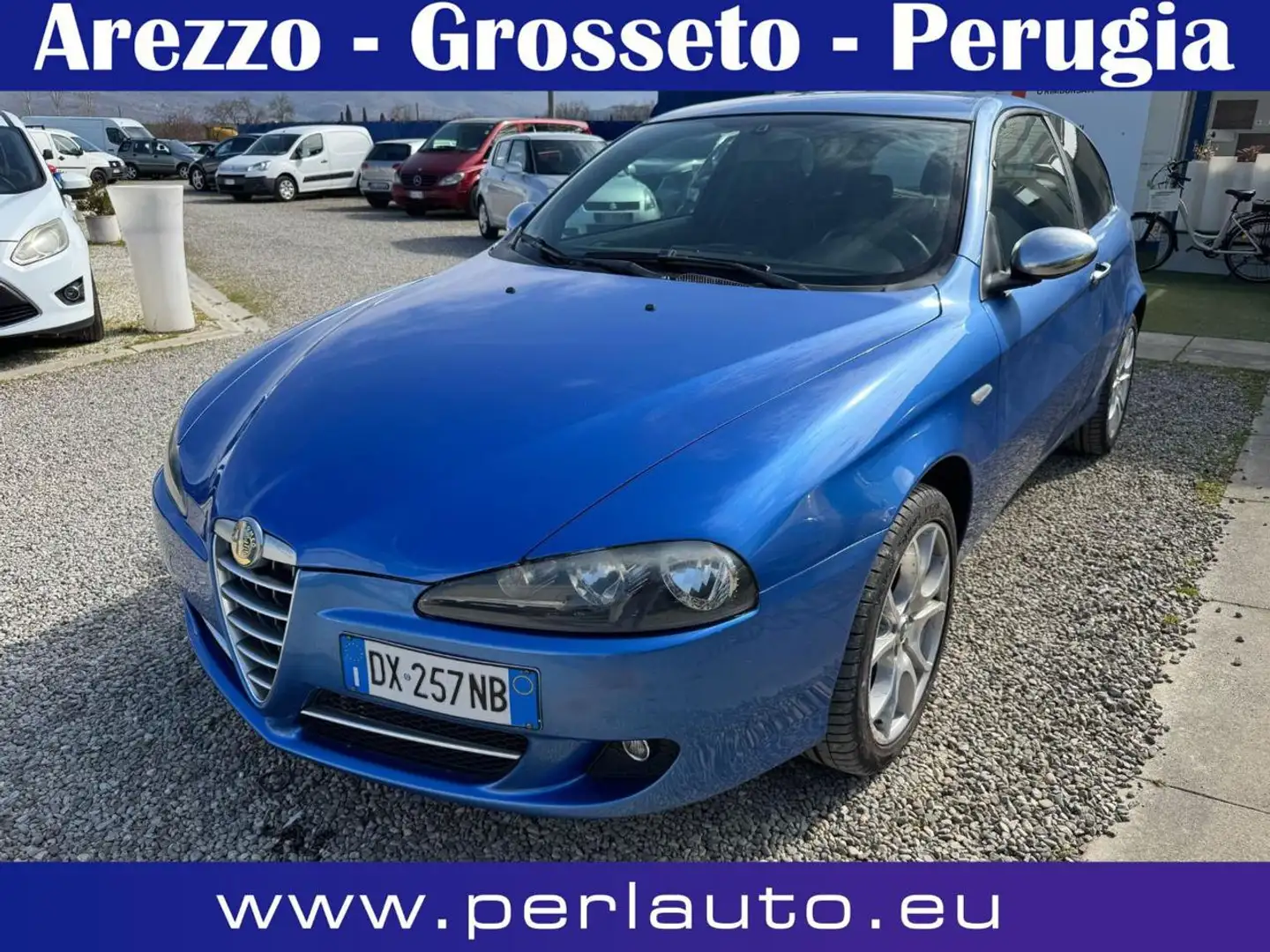 Alfa Romeo 147 1.9 JTD (120) 3P DISTINCTIVE Blu/Azzurro - 1