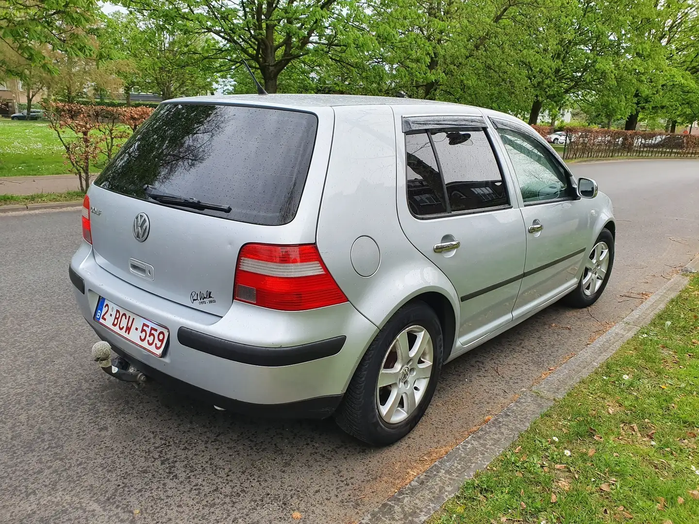 Volkswagen Golf 1.4i essence Gris - 2