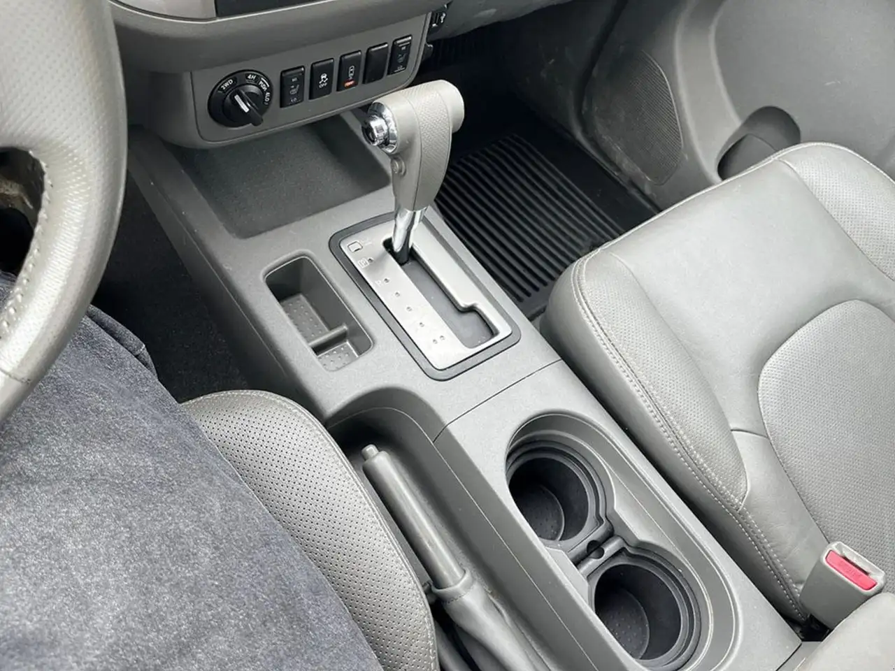 Nissan Frontier снимка Nissan Frontier
