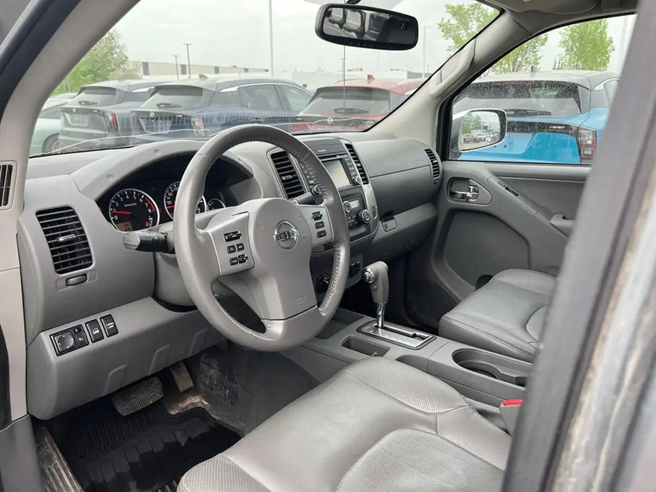 Nissan Frontier снимка Nissan Frontier