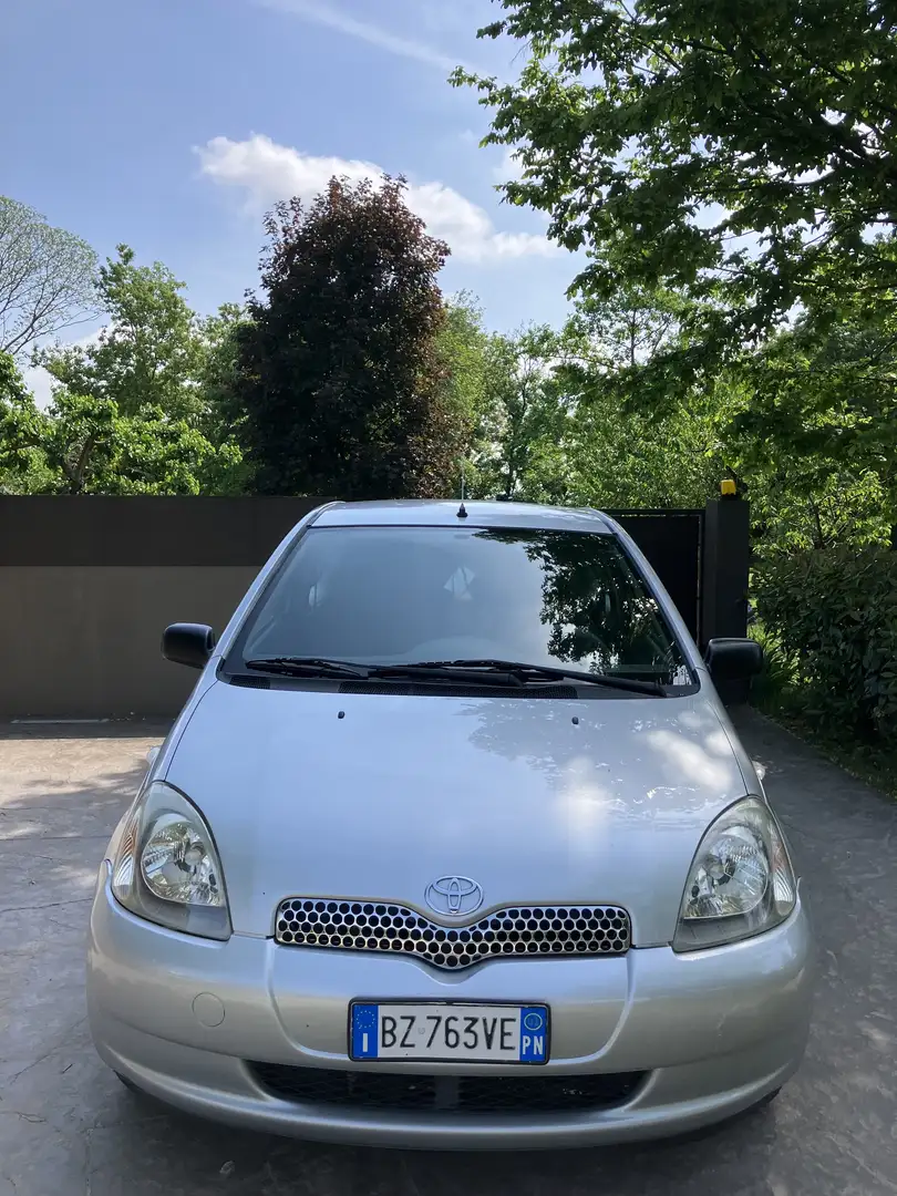 Toyota Yaris 3p 1.0 - 1