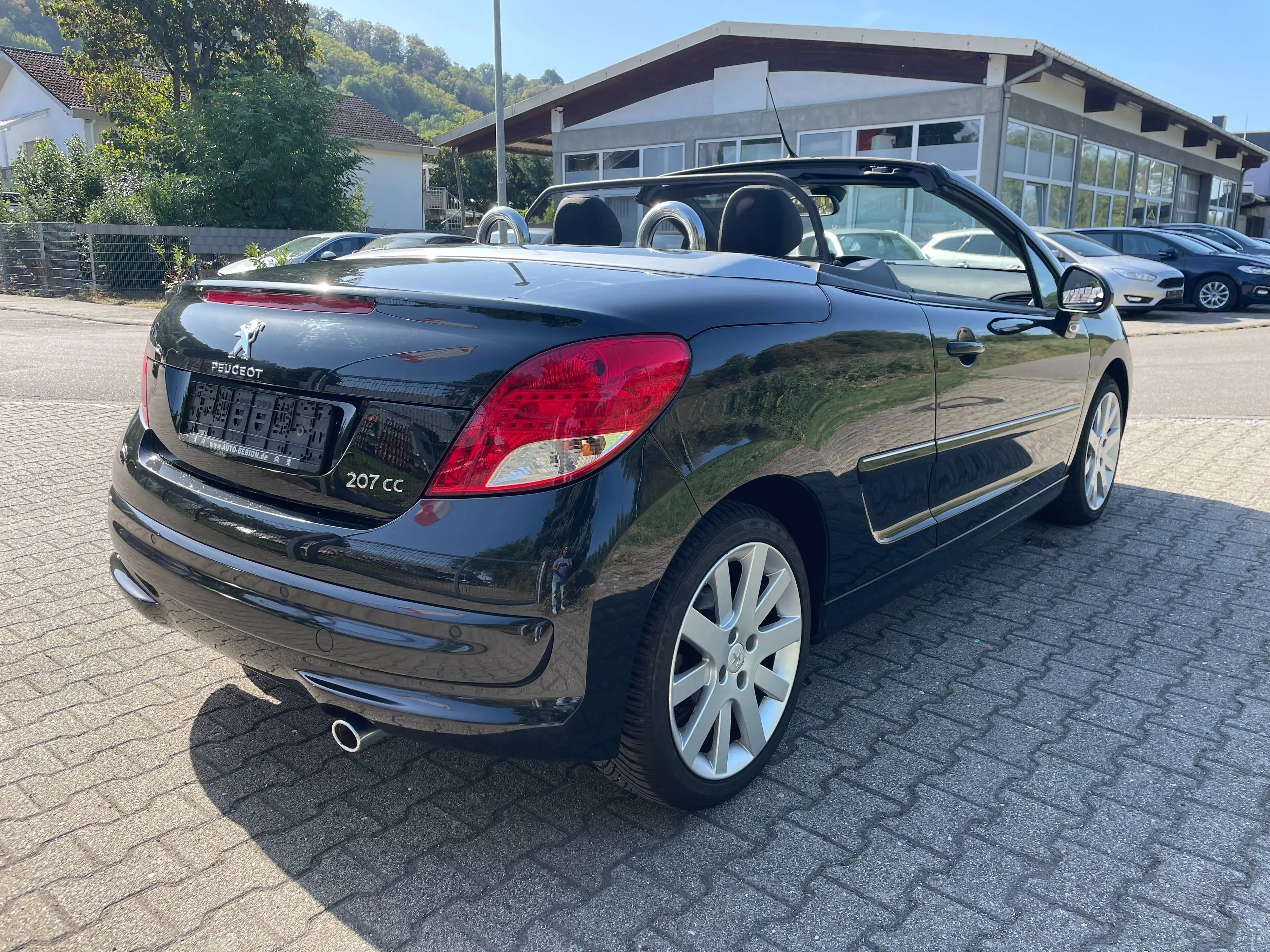 Peugeot 207 CC 120 VTi * Automatik Navi Tempomat SH * — photo 4
