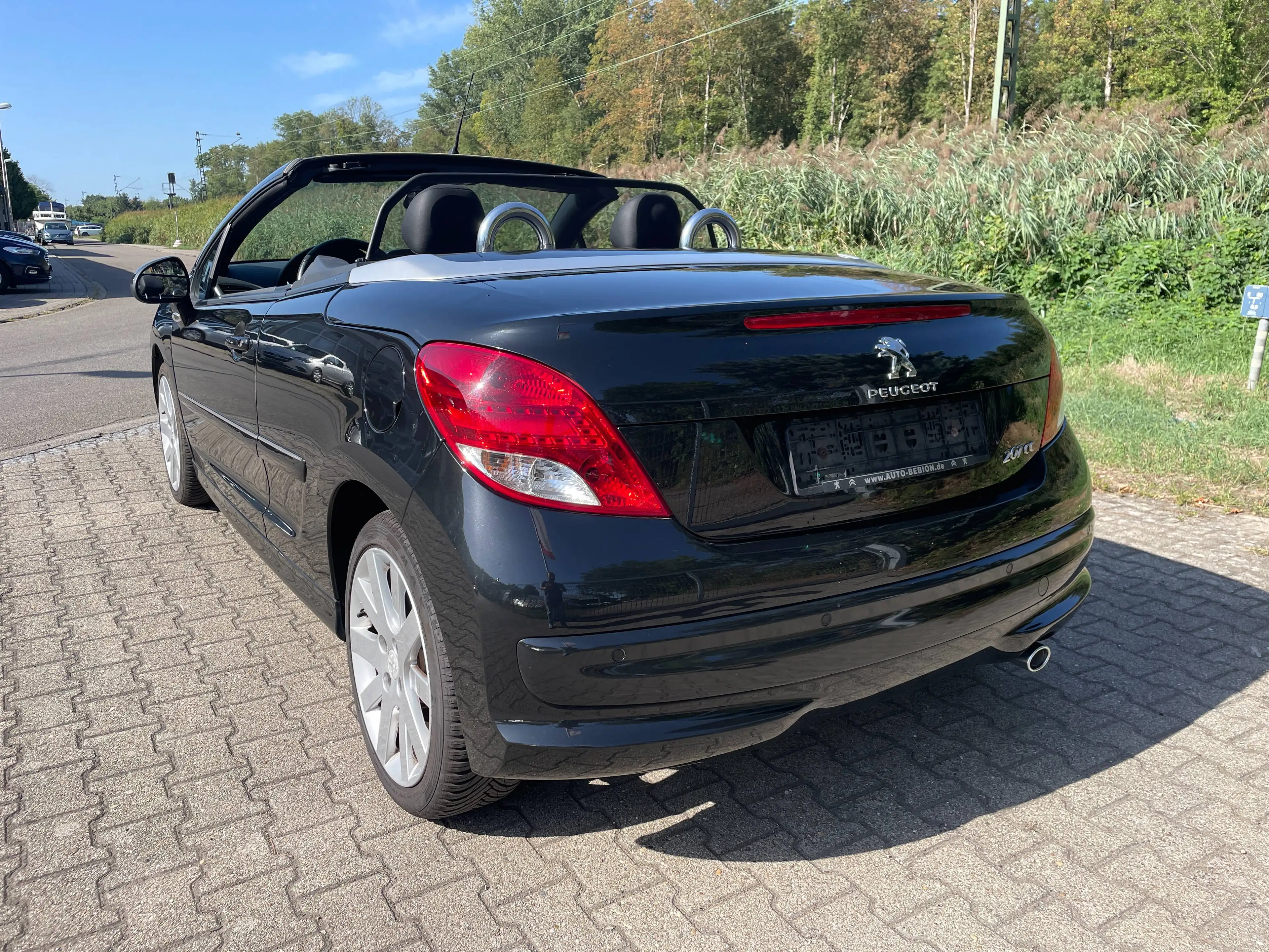 Peugeot 207 CC 120 VTi * Automatik Navi Tempomat SH * — photo 3