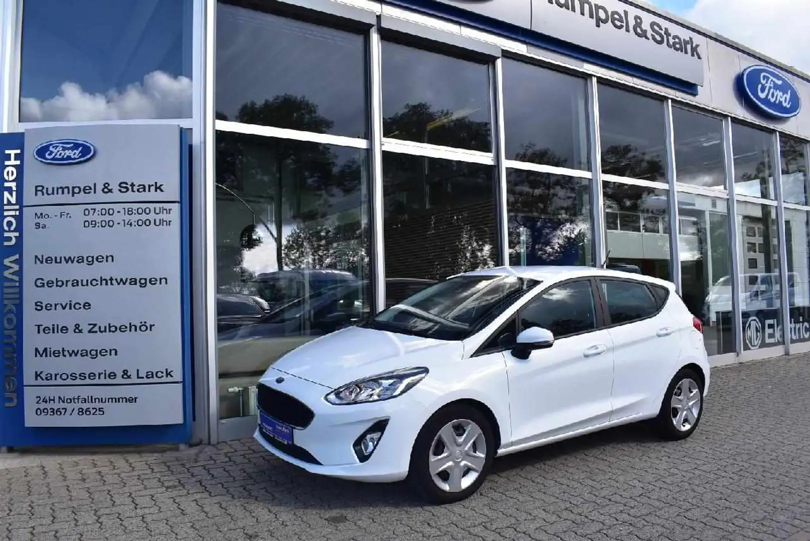 Ford Fiesta Cool & Connect Weiß - 1