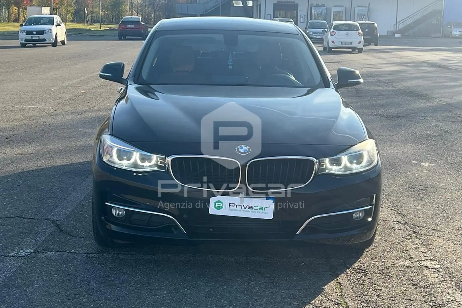 BMW 318 318d Gran Turismo Luxury Black - 2