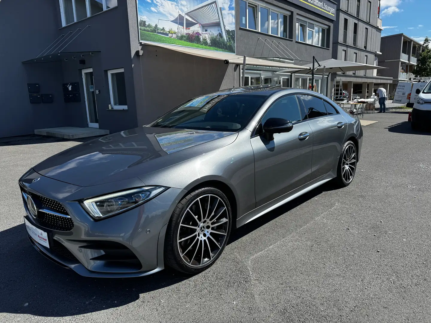 Mercedes-Benz CLS 350 d 4MATIC Aut. *AMG Line; AIRMATIC; DISTR. uvm* Gris - 1