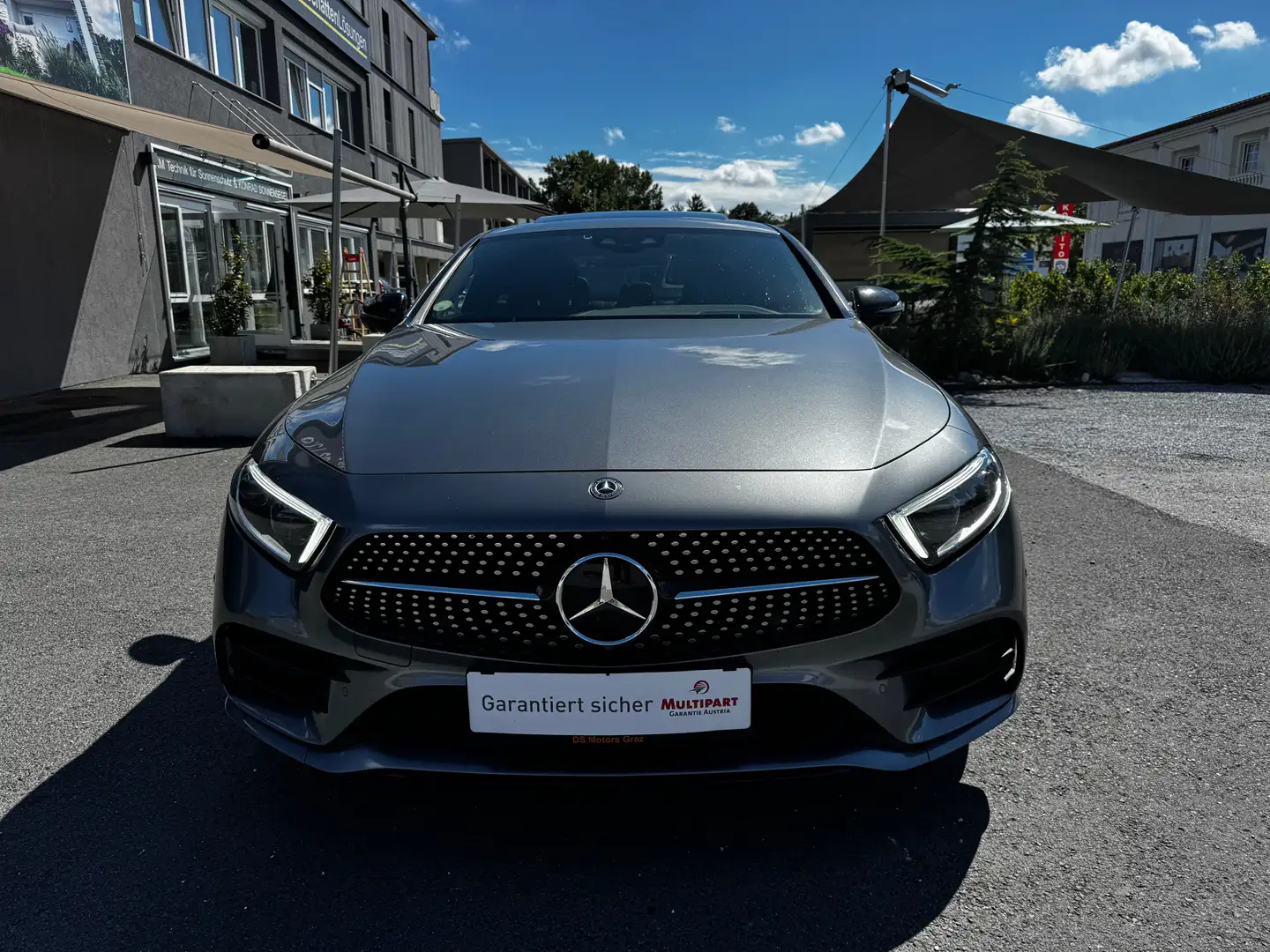 Mercedes-Benz CLS 350 d 4MATIC Aut. *AMG Line; AIRMATIC; DISTR. uvm* Gris - 2