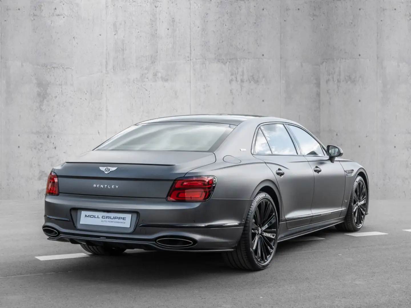 Bentley Flying Spur Speed Rear Entertainment, Dark Chrome Gris - 2