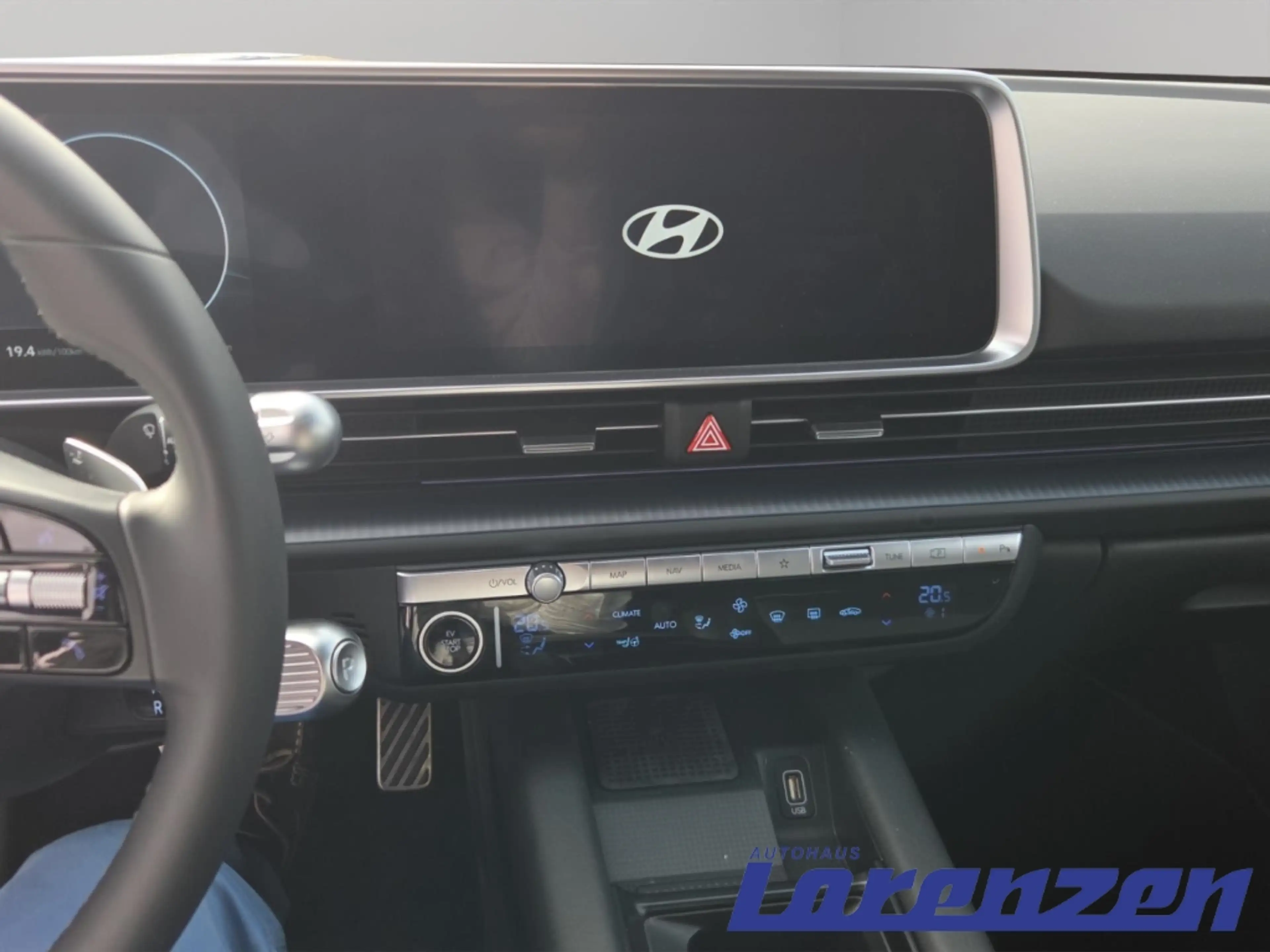 Hyundai IONIQ 6 Uniq 4WD 77,4kWh Navi Leder Digitales Cockpit Memo — photo 15