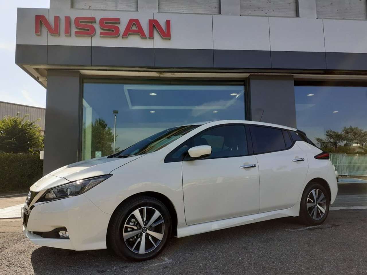 Nissan Leaf N-CONNECTA 40 kWh KM CERTIFICATI-GARAN UFFICIALE