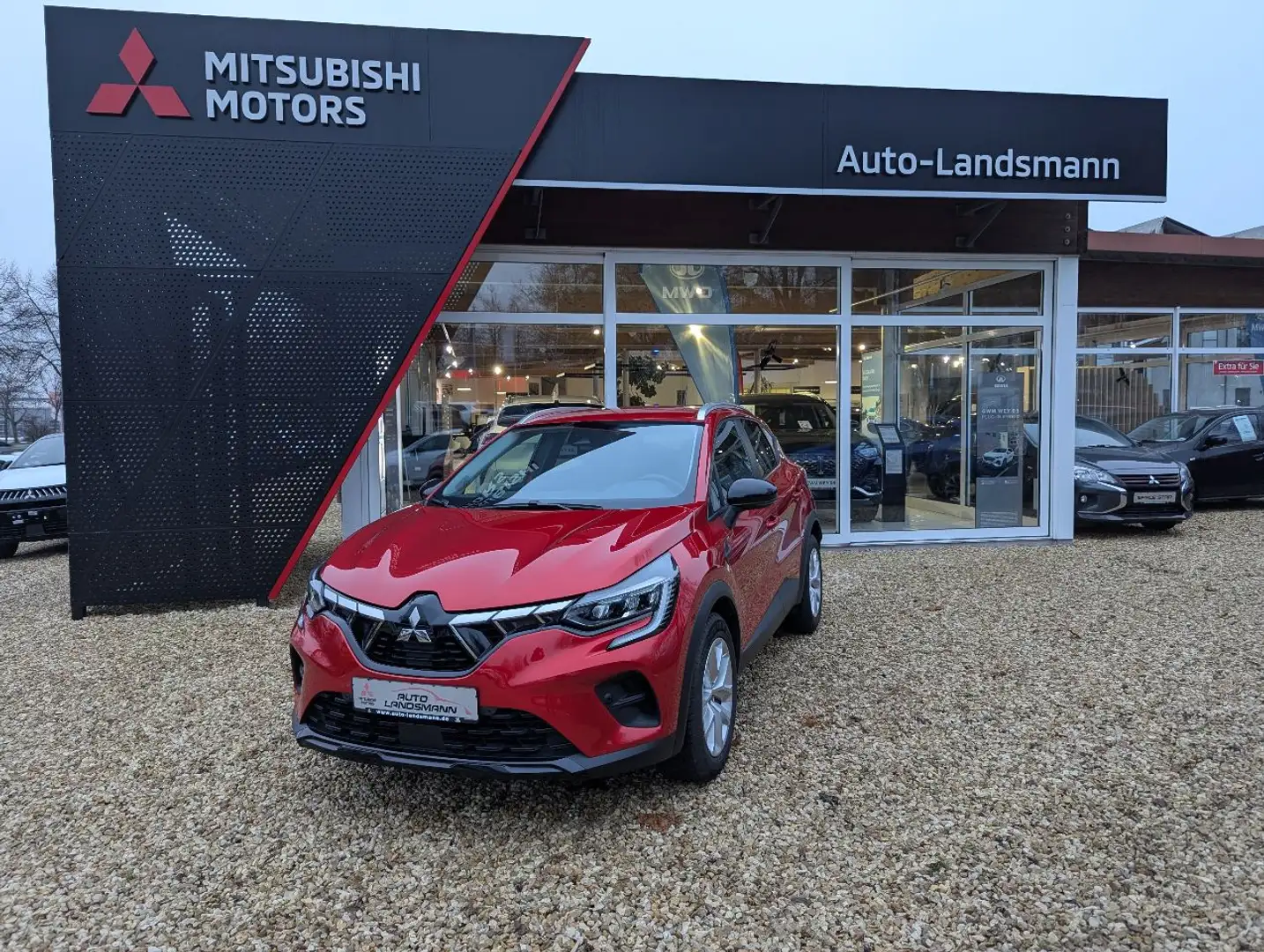 Mitsubishi ASX PLUS 1.3 T-Benziner 6-Gang Rot - 1