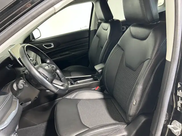 Jeep Compass view 12