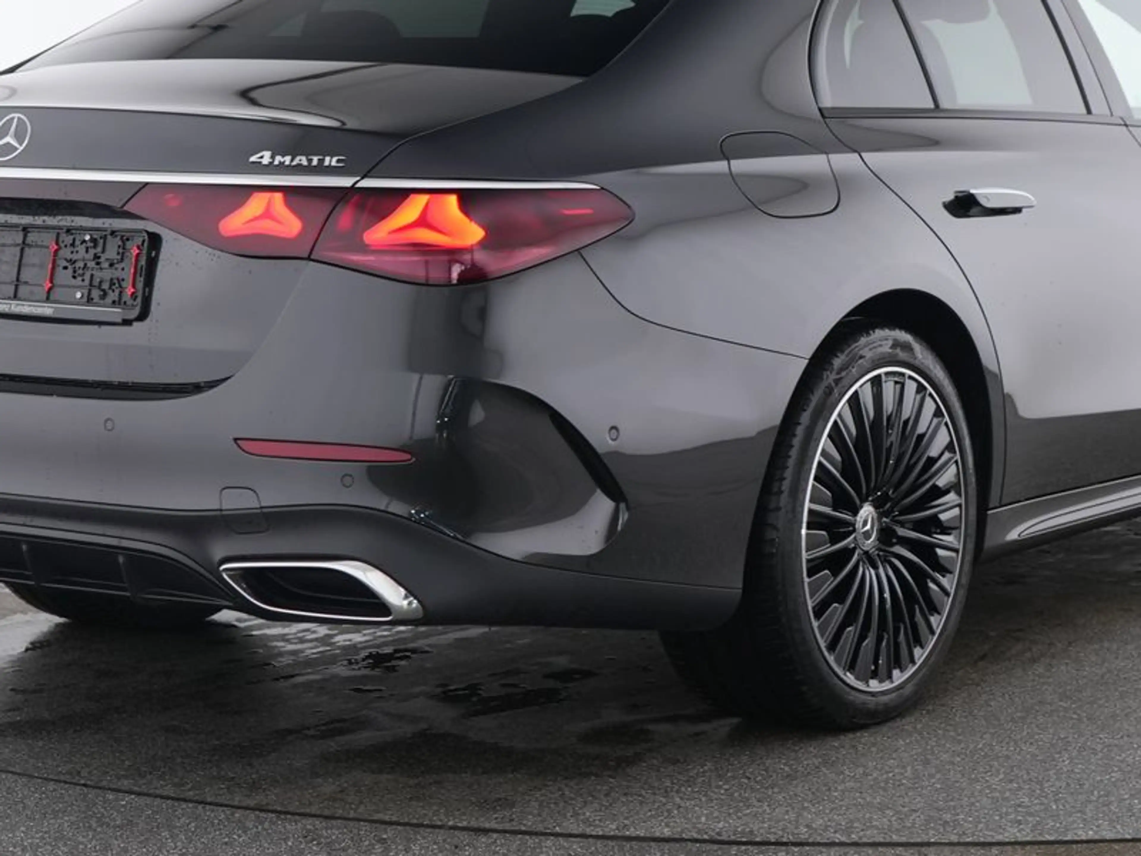 Mercedes-Benz E 300 e 4M AMG-Sport/Pano/Super/FAP+/DIGITAL/20" — photo 5