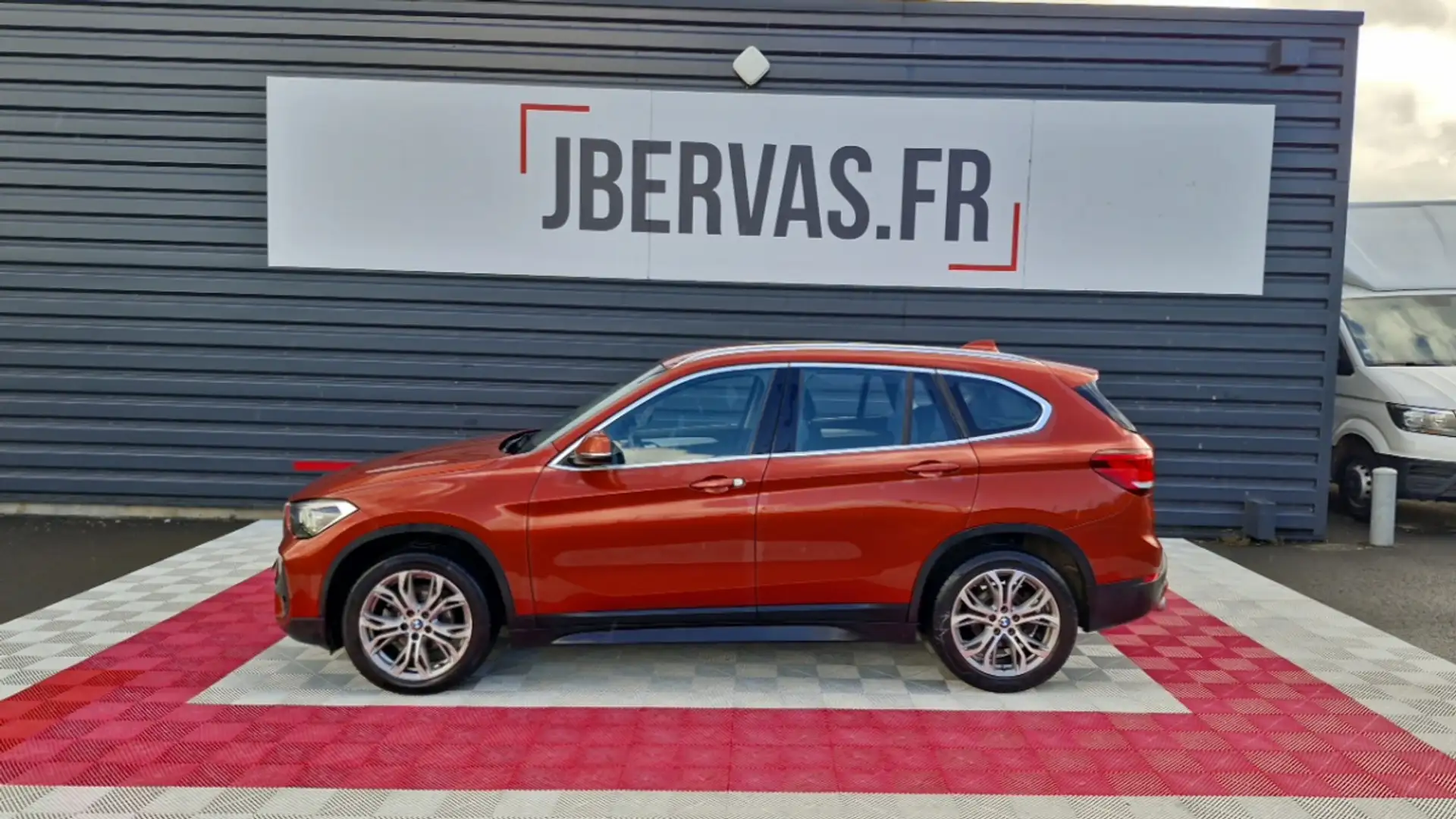 BMW X1 F48 LCI SDRIVE 16D 116 CH BUSINESS DESIGN Orange - 2