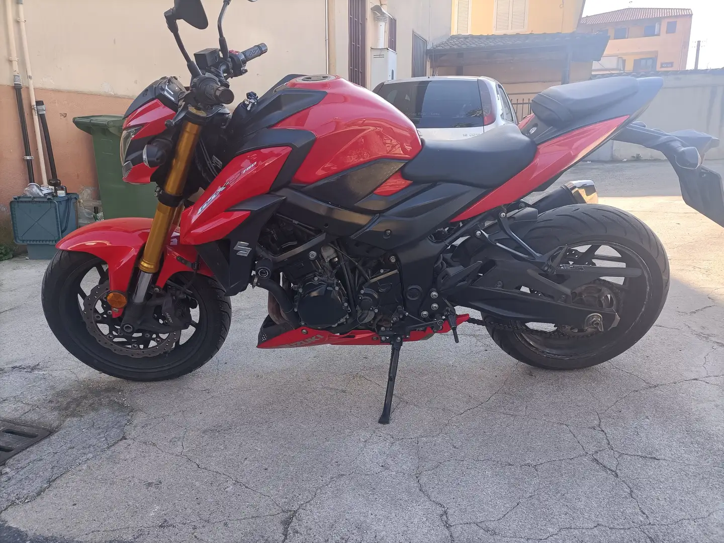 Suzuki GSX-S 750 ABS Rosso - 1
