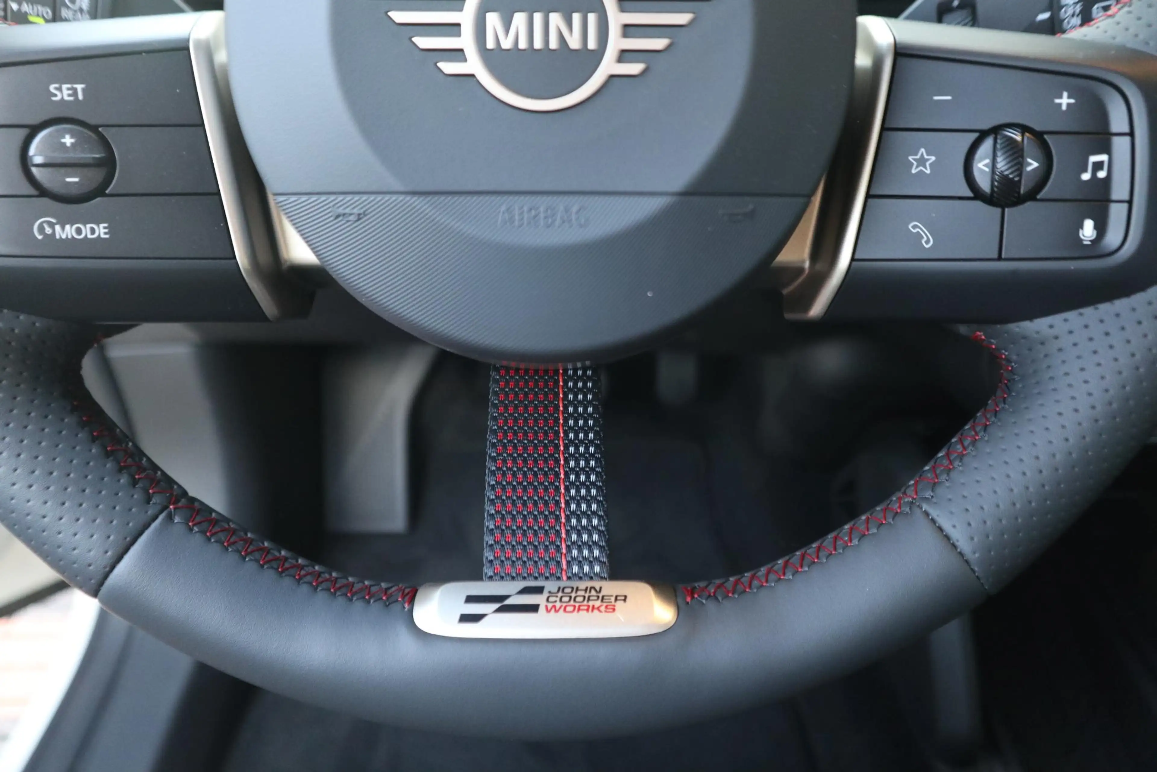 MINI Aceman SE John Cooper Works Trim | Pakket M — photo 11
