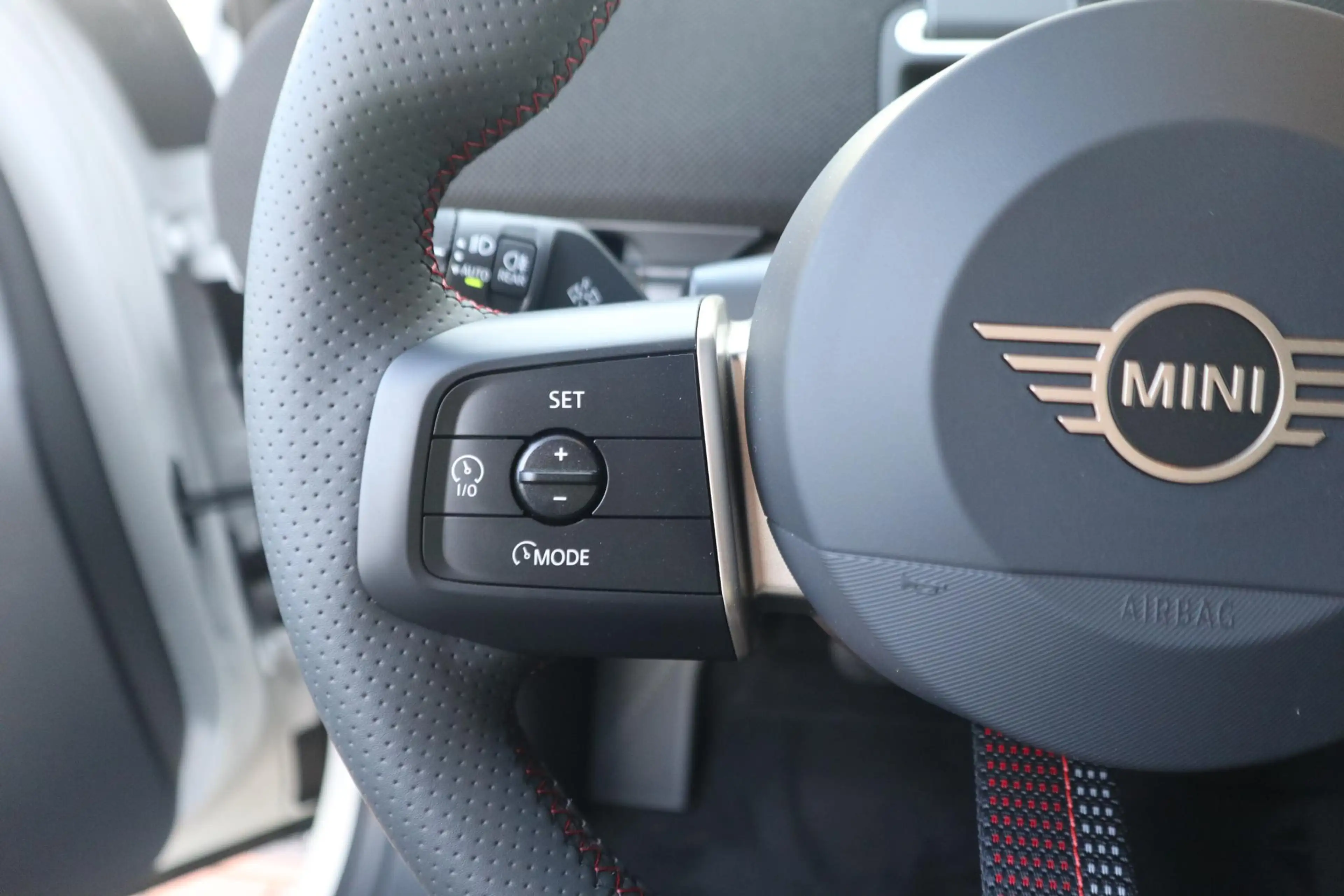 MINI Aceman SE John Cooper Works Trim | Pakket M — photo 9