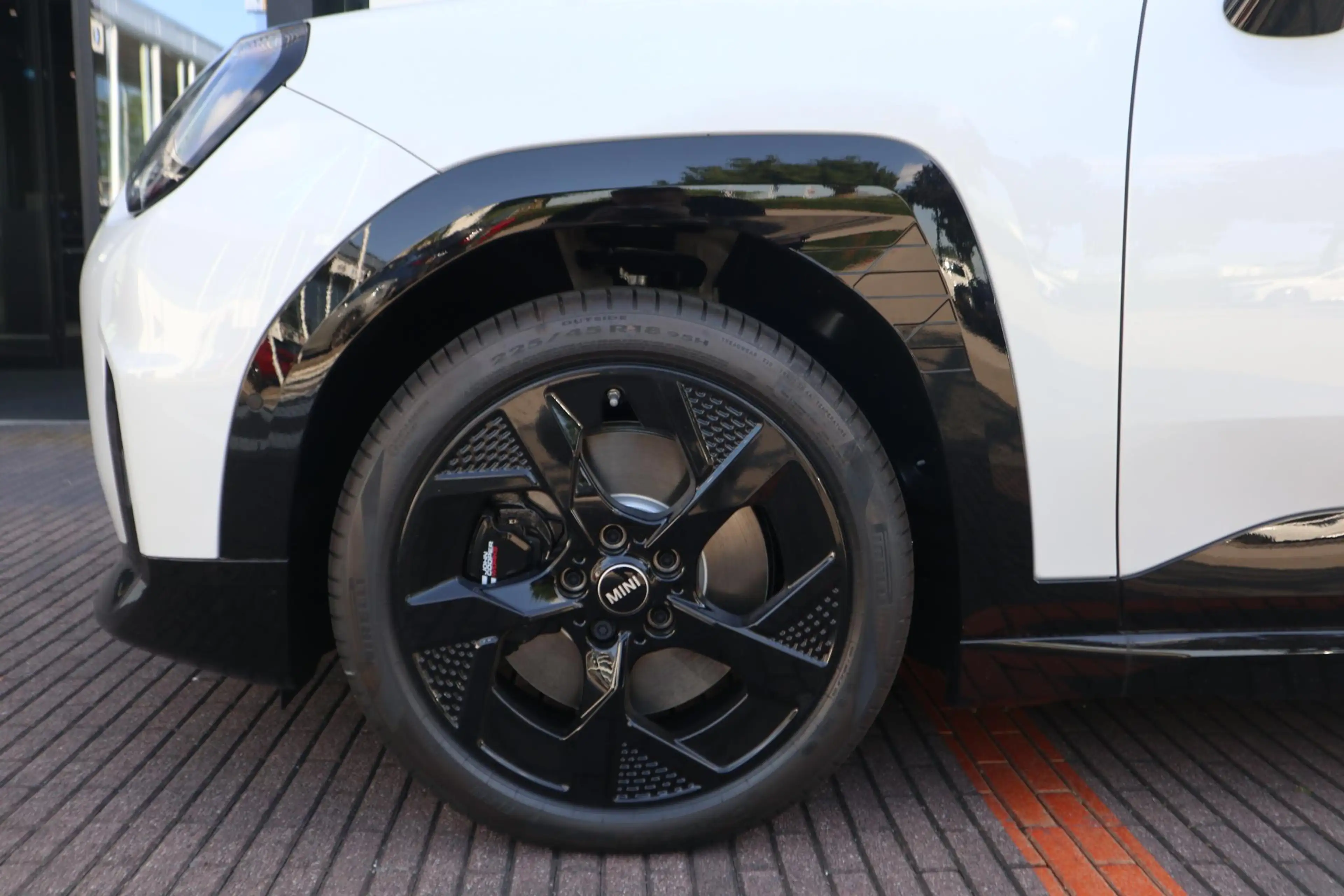 MINI Aceman SE John Cooper Works Trim | Pakket M — photo 8