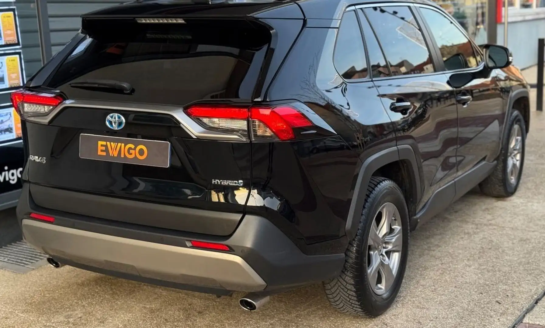 Toyota RAV 4 rav-4 2.5 hybrid 218ch dynamic my22 2wd 1er main entretien complet camera de recul Noir - 2