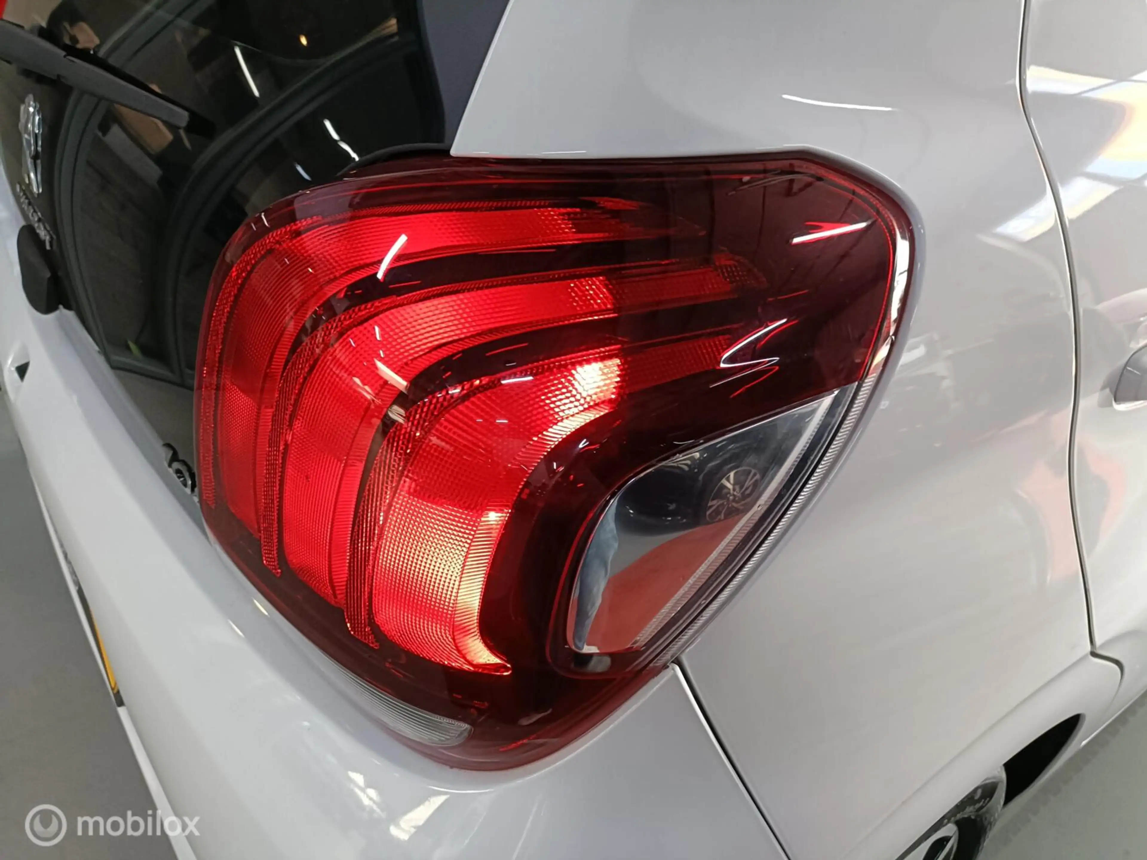 Peugeot 108 1.0 e-VTi Allure 2021 CARPLAY AIRCO ELEK RAMEN VEL — photo 17