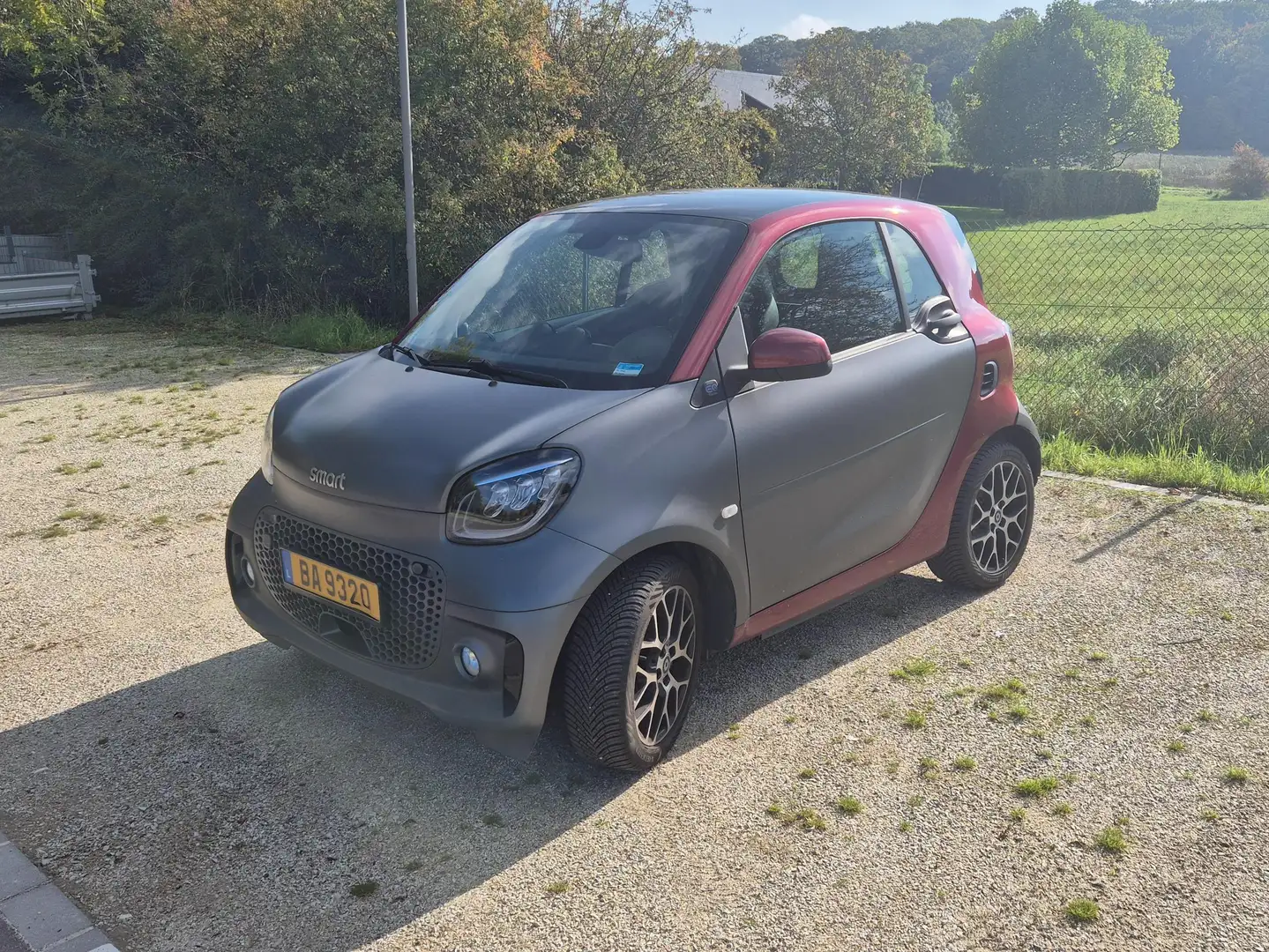 smart forTwo smart fortwo coupe EQ comfort plus Gris - 1