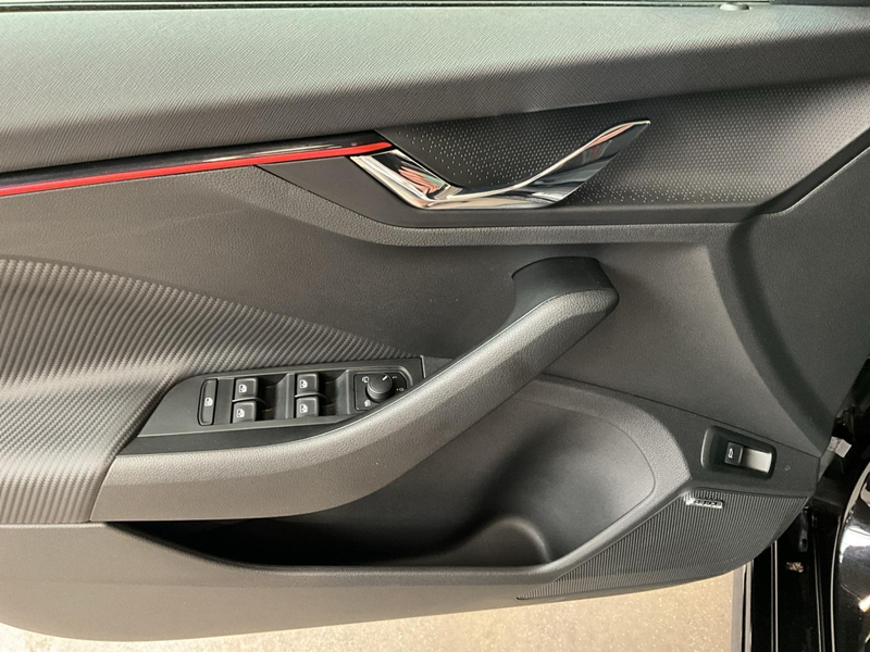 Skoda Scala Monte-Carlo+DSG+Park&Go+Pano+Navi — photo 14