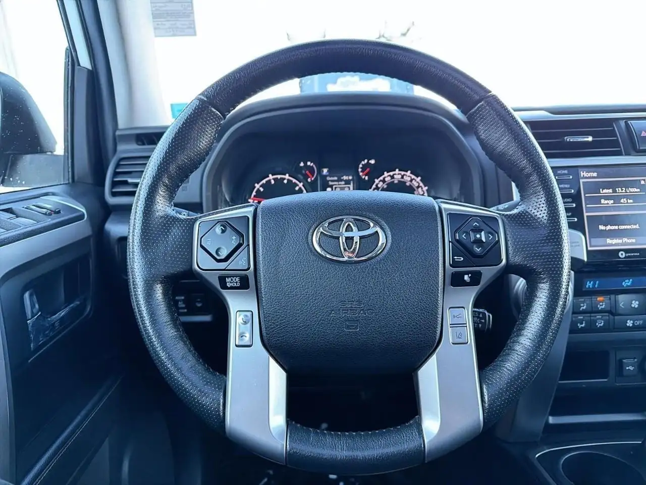 Toyota 4-Runner снимка Toyota 4-Runner