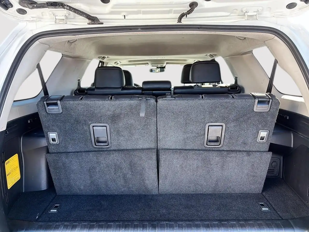 Toyota 4-Runner снимка Toyota 4-Runner