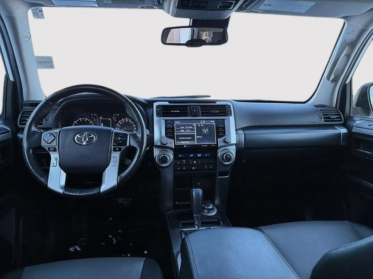 Toyota 4-Runner снимка Toyota 4-Runner