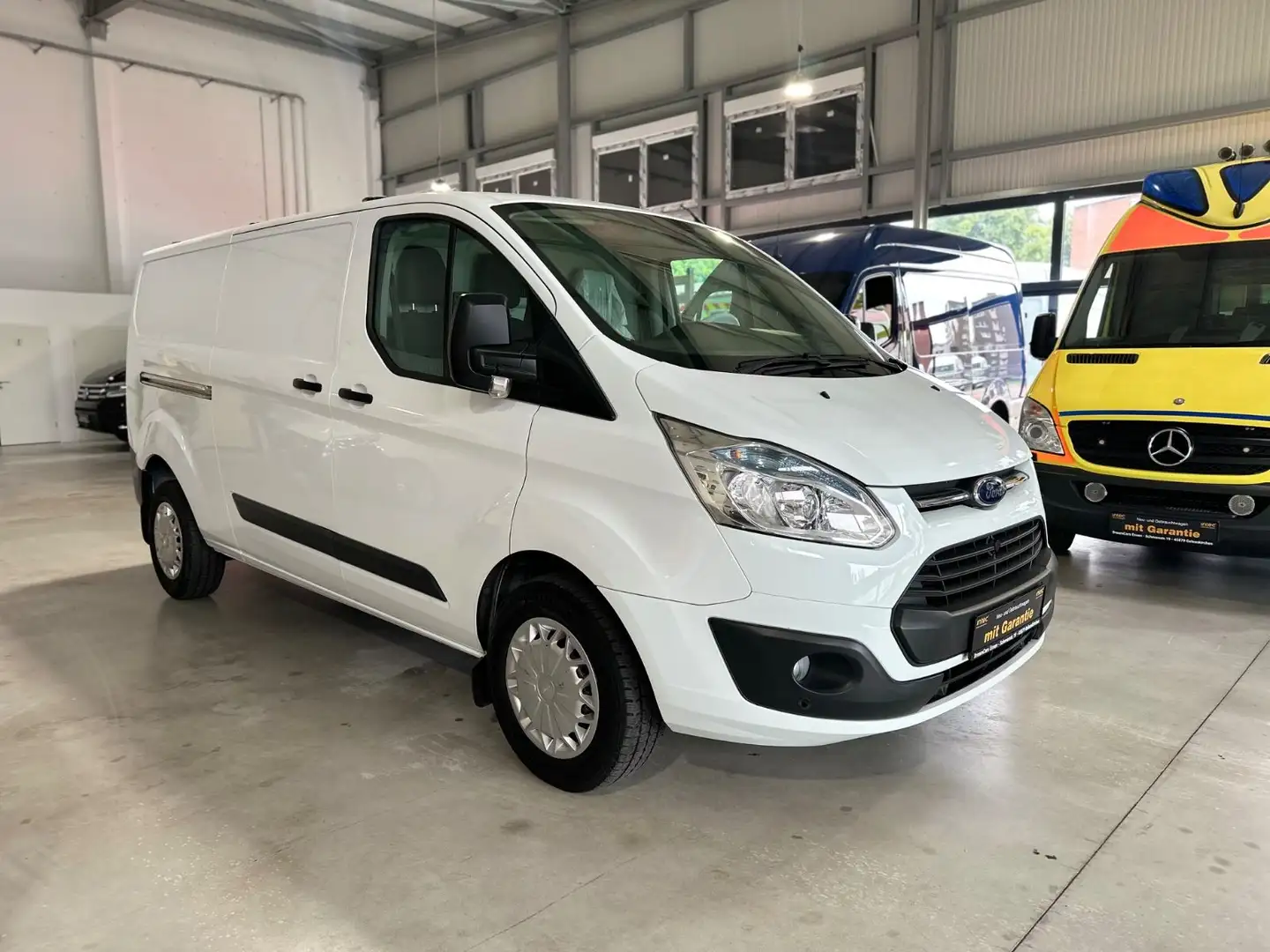 Ford Transit Custom 330 L2LANG Trend*KLIMA*PDC*TÜVNEU Weiß - 1