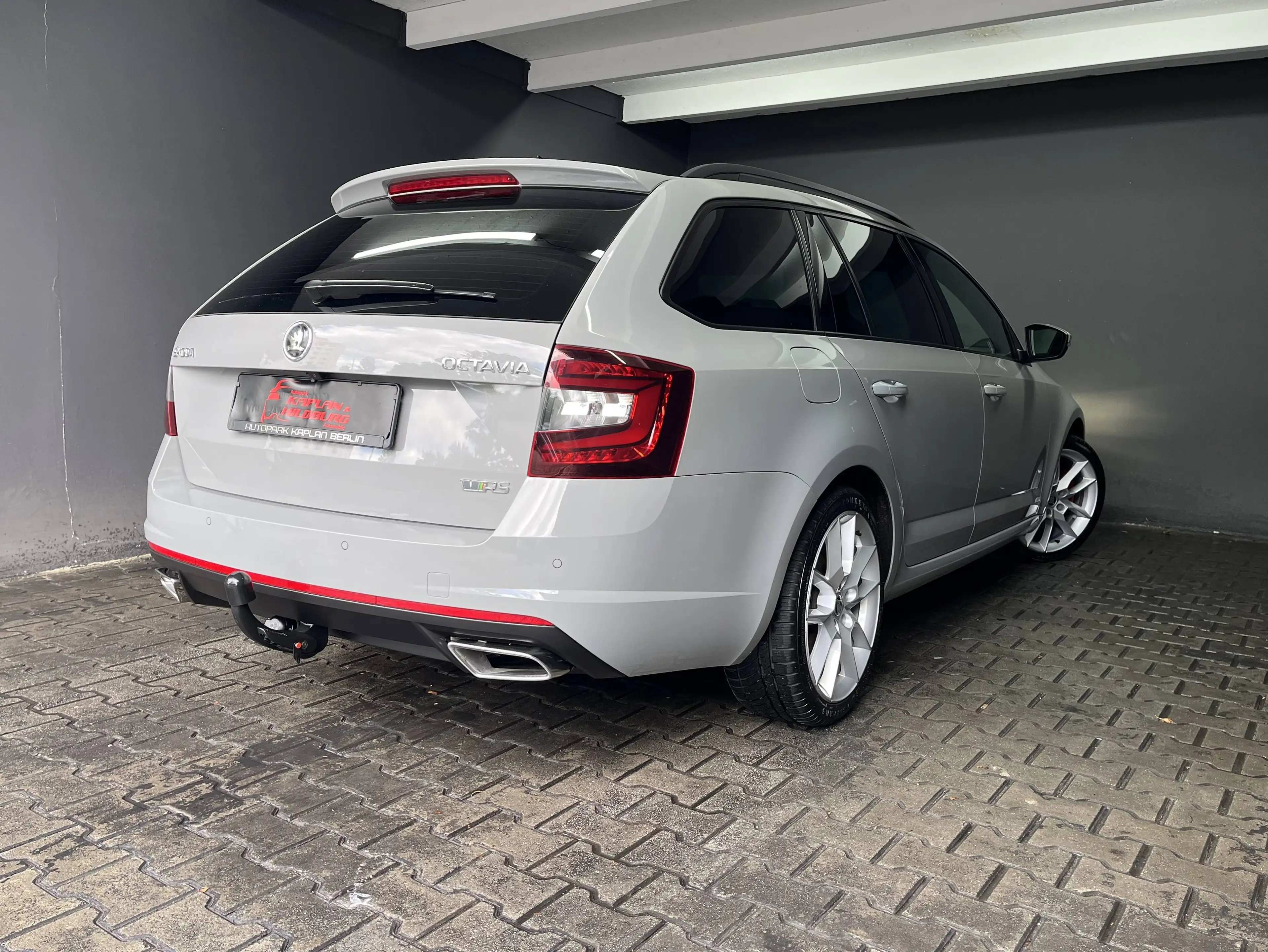 Skoda Octavia 2.0TDI Combi RS, ACC, LED, R-KAMERA, AHK — photo 4