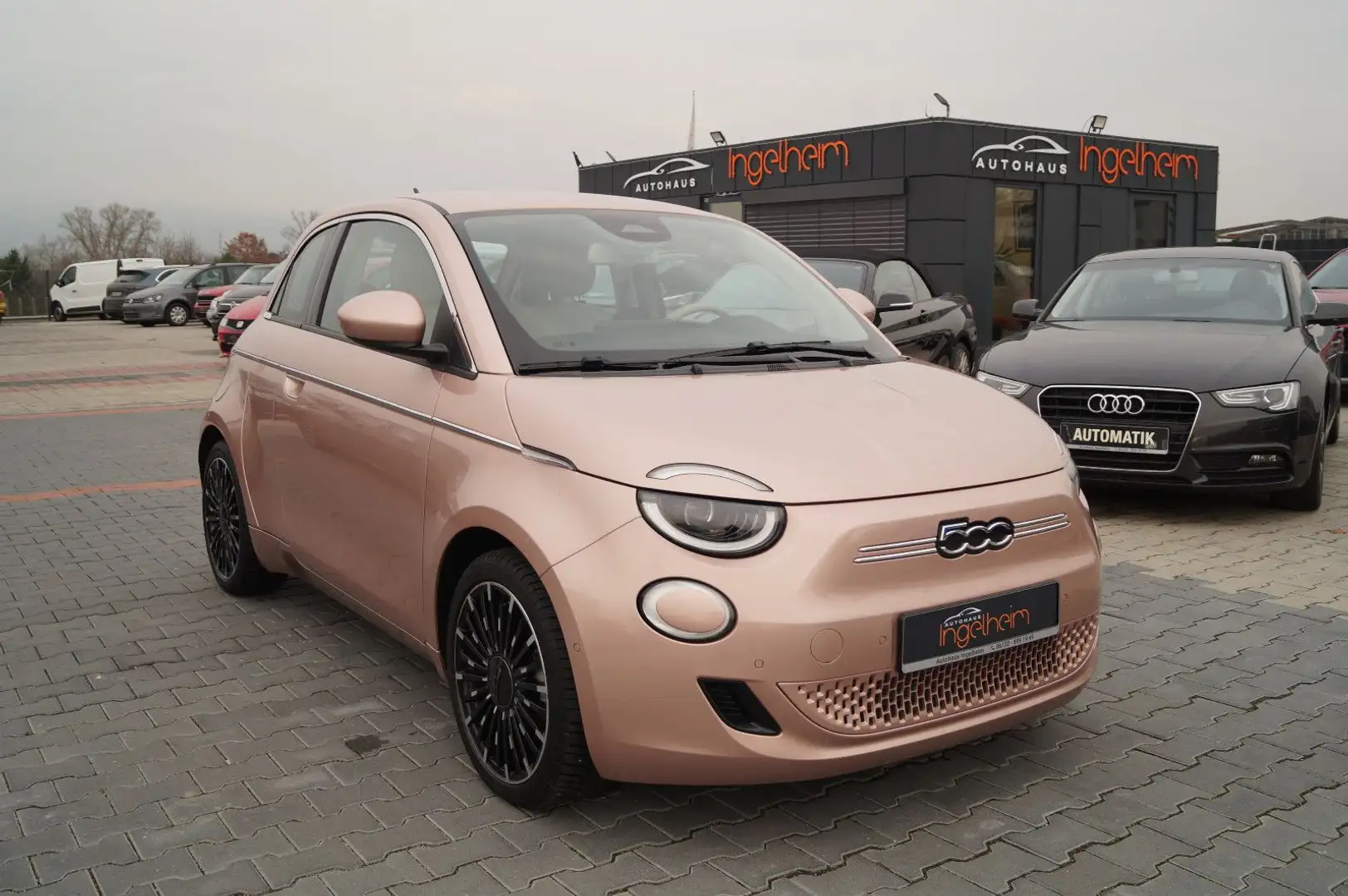 Fiat 500e 3+1 La Prima Klimaaut Kamera LED Leder PDC Gold - 1