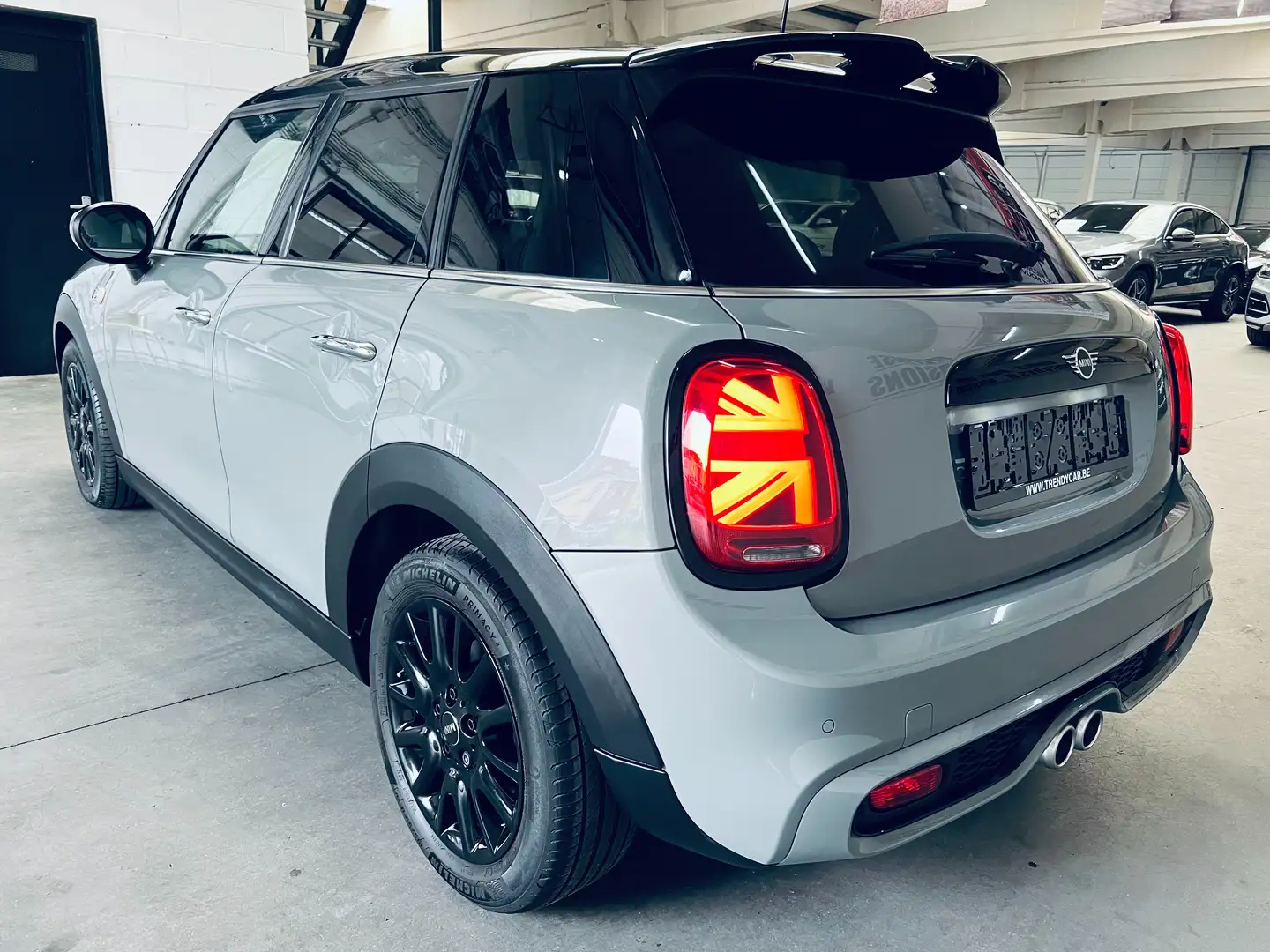 MINI Cooper S Mini 2.0AS Cooper S+NAVI+ACC+LED+KEYLESS+GARANTIE Grijs - 2