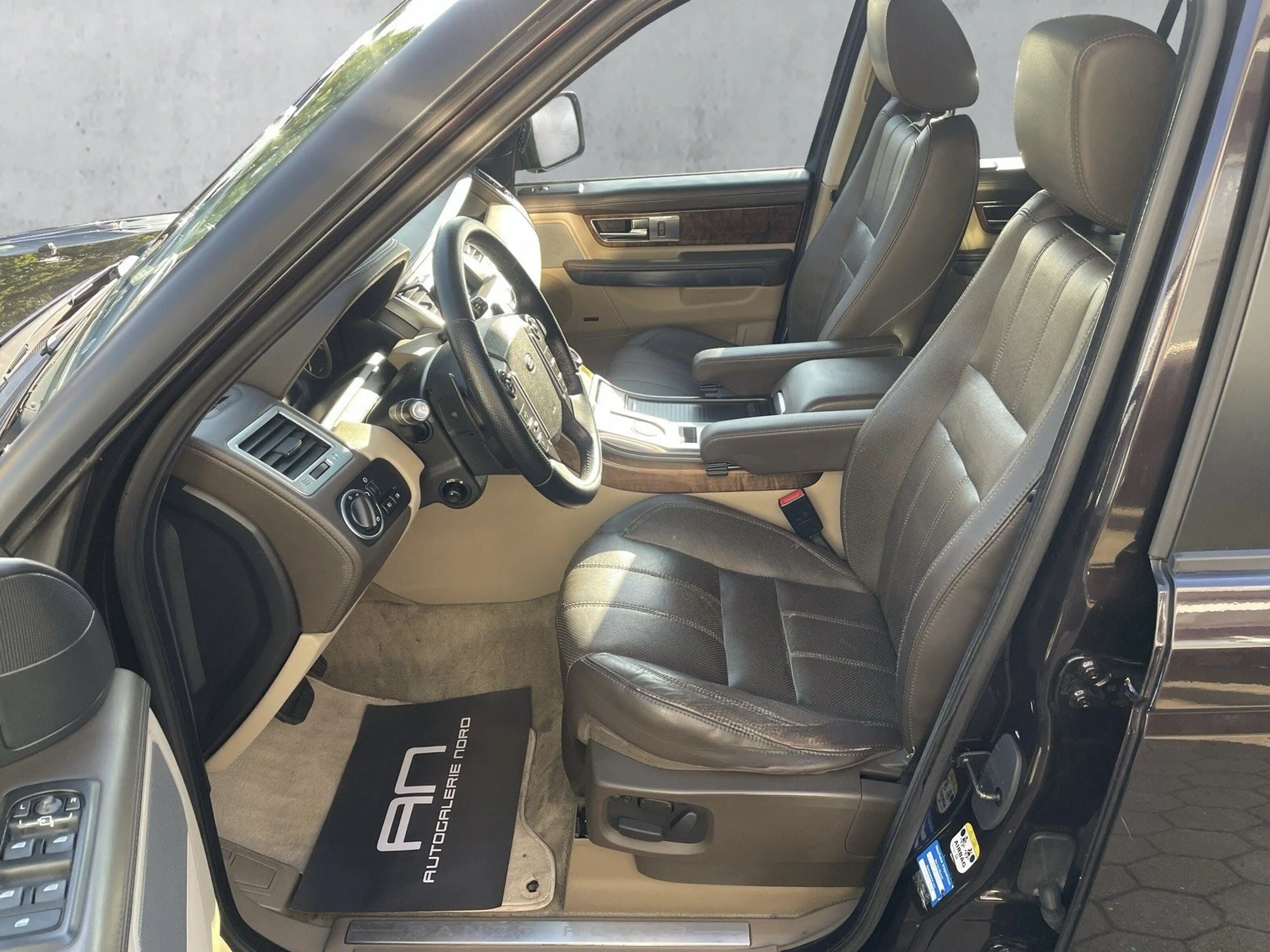 Land Rover Range Rover Sport SDV6 HSE Standheiz+Leder+Schiebedach — photo 9